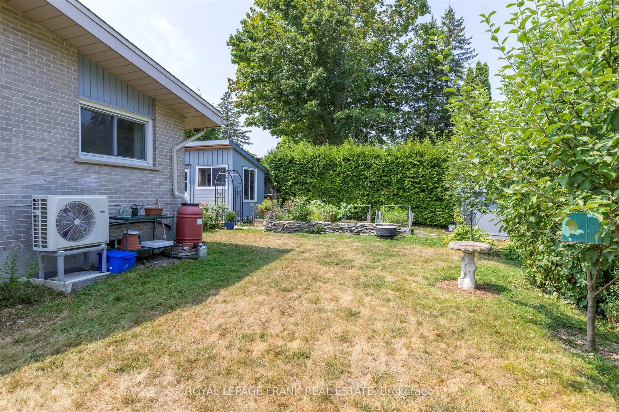 1289 Algonquin Boulevard