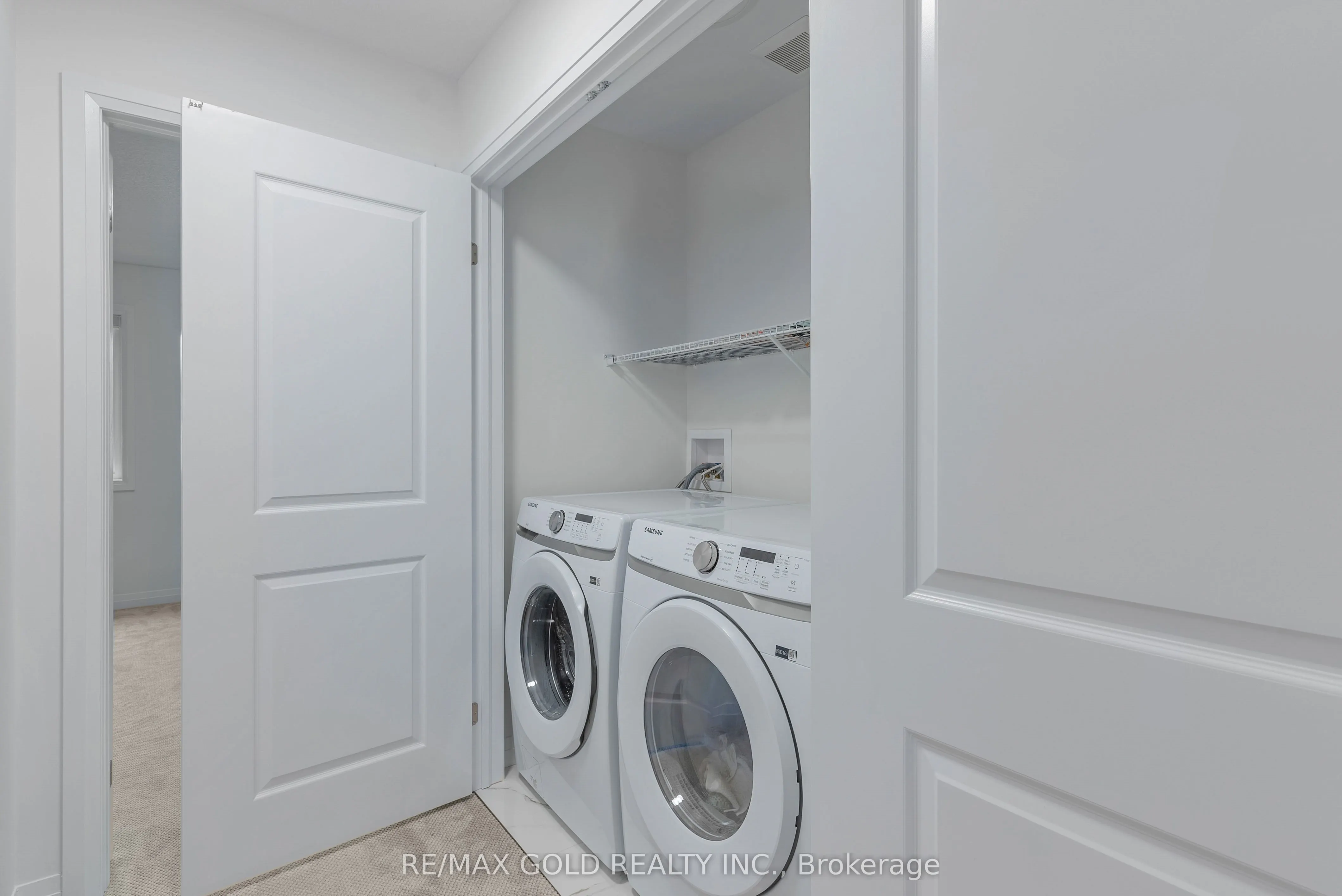 143 Elgin Street N, #19