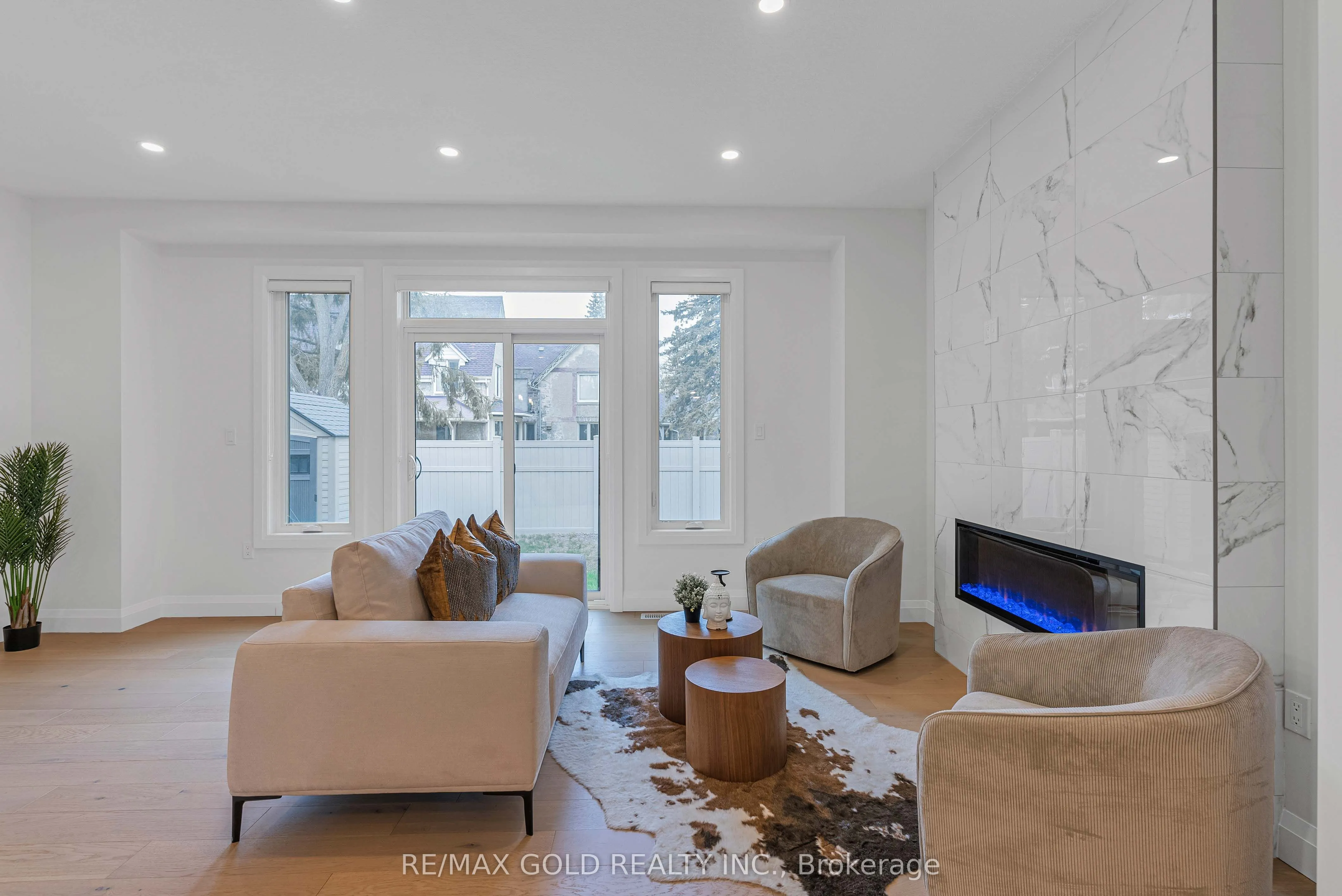 143 Elgin Street N, #19