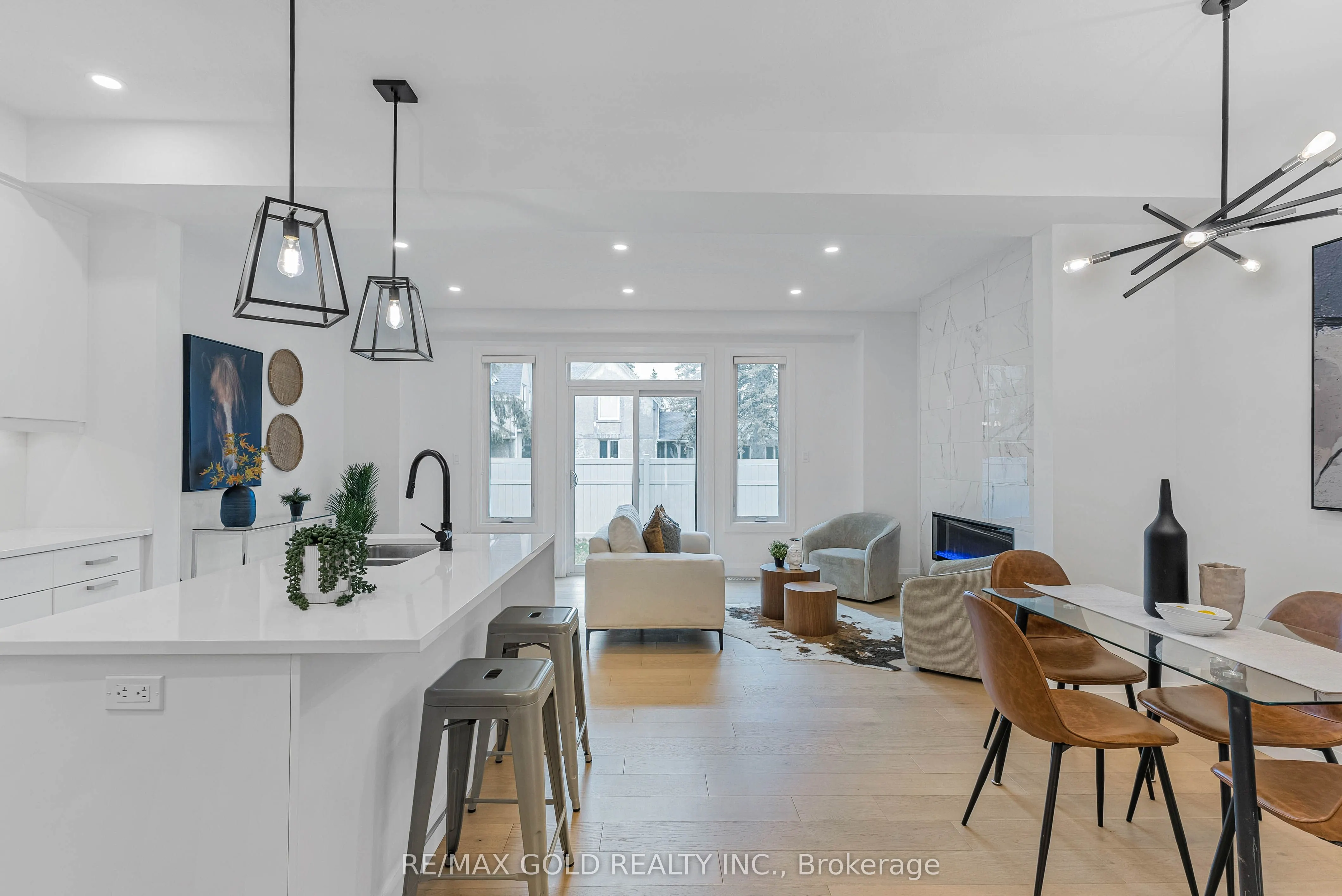 143 Elgin Street N, #19