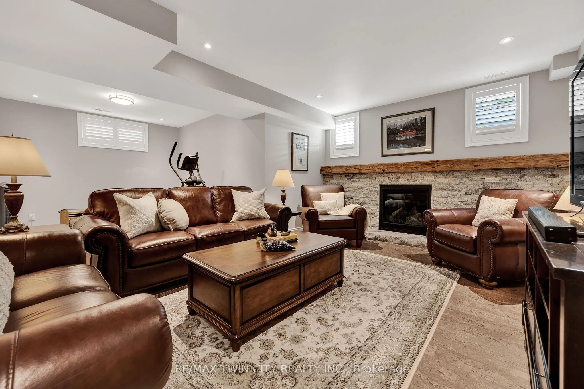 435 Winchester Drive, #16