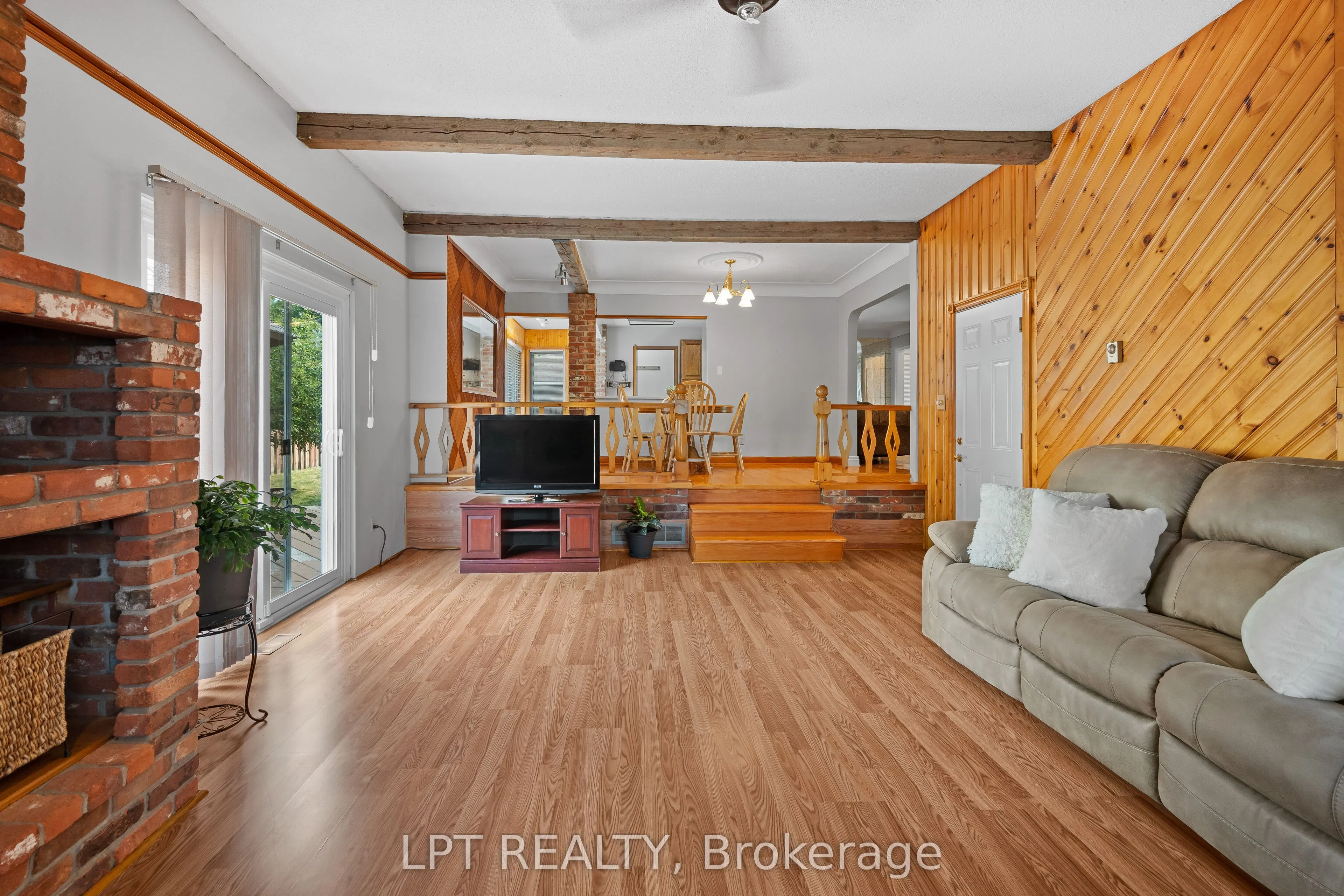 788 Meadowood Road