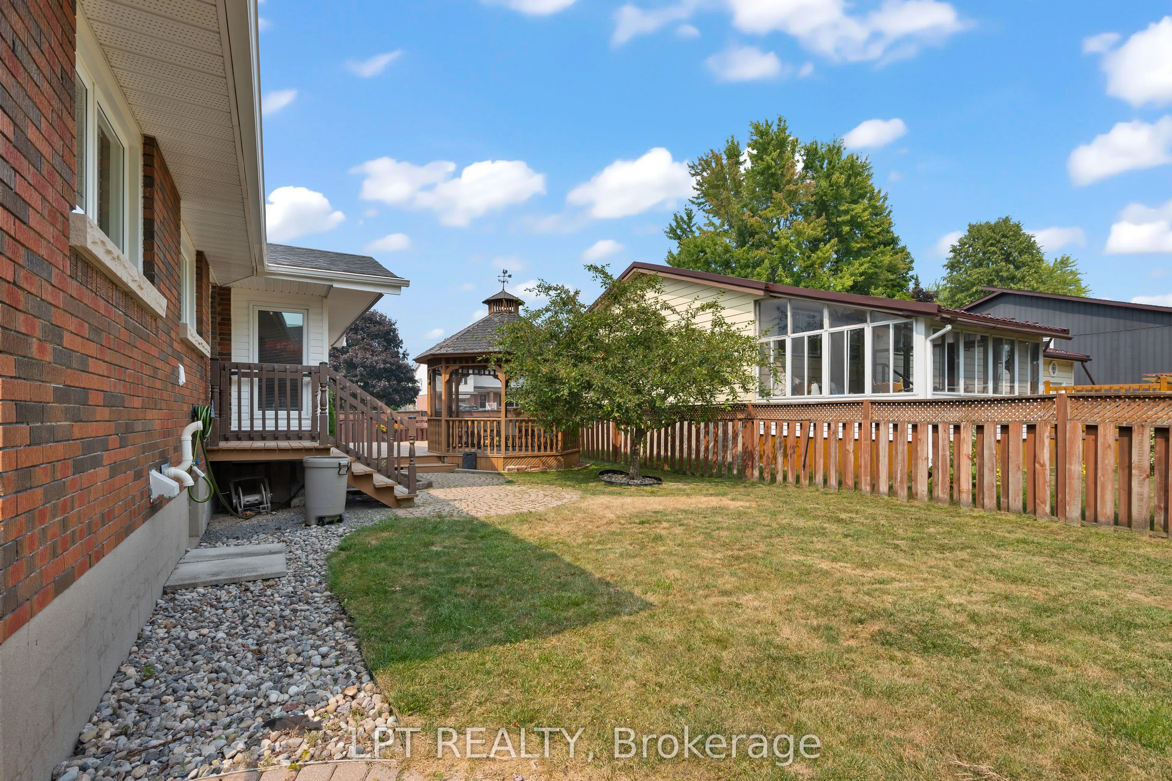788 Meadowood Road