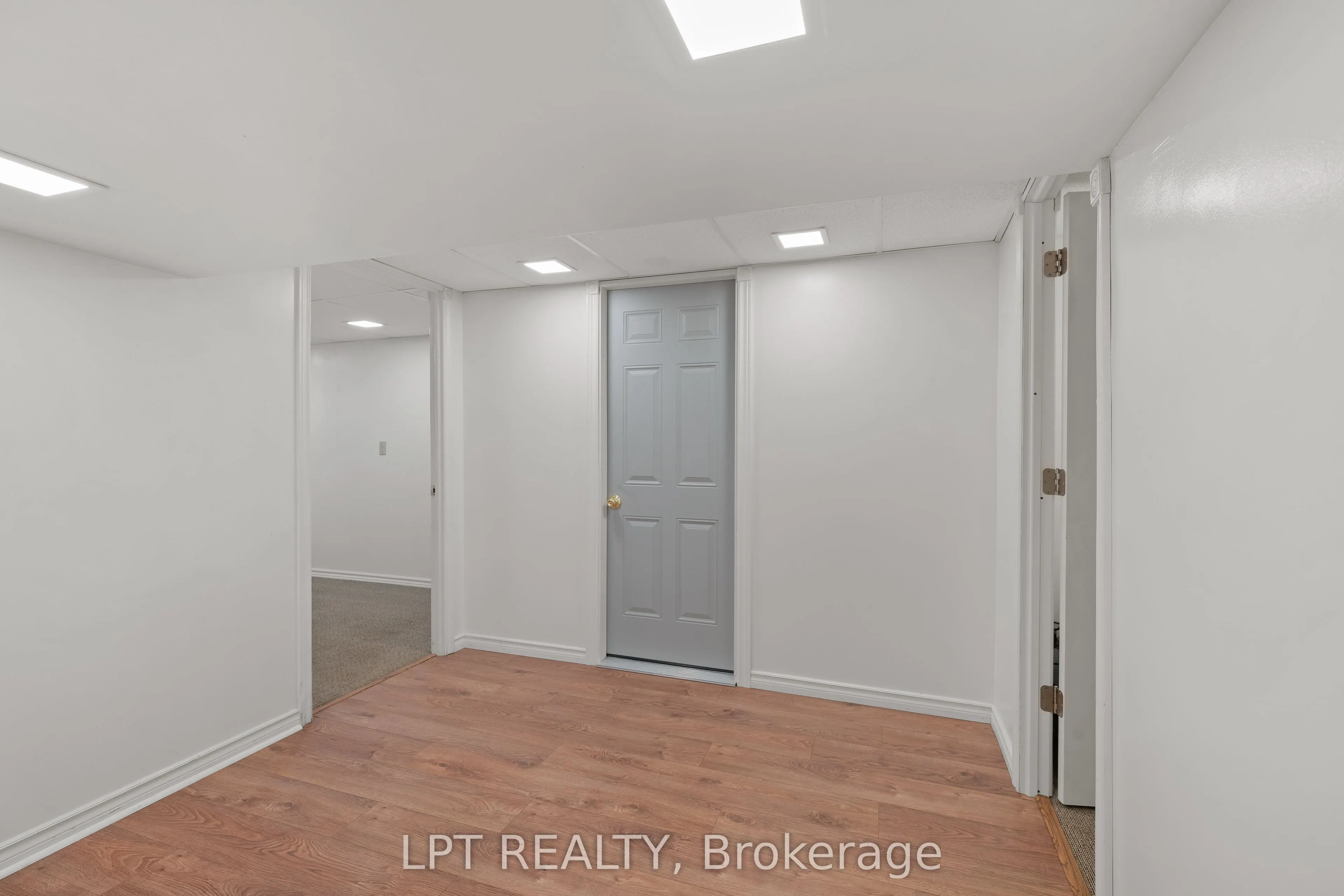 788 Meadowood Road