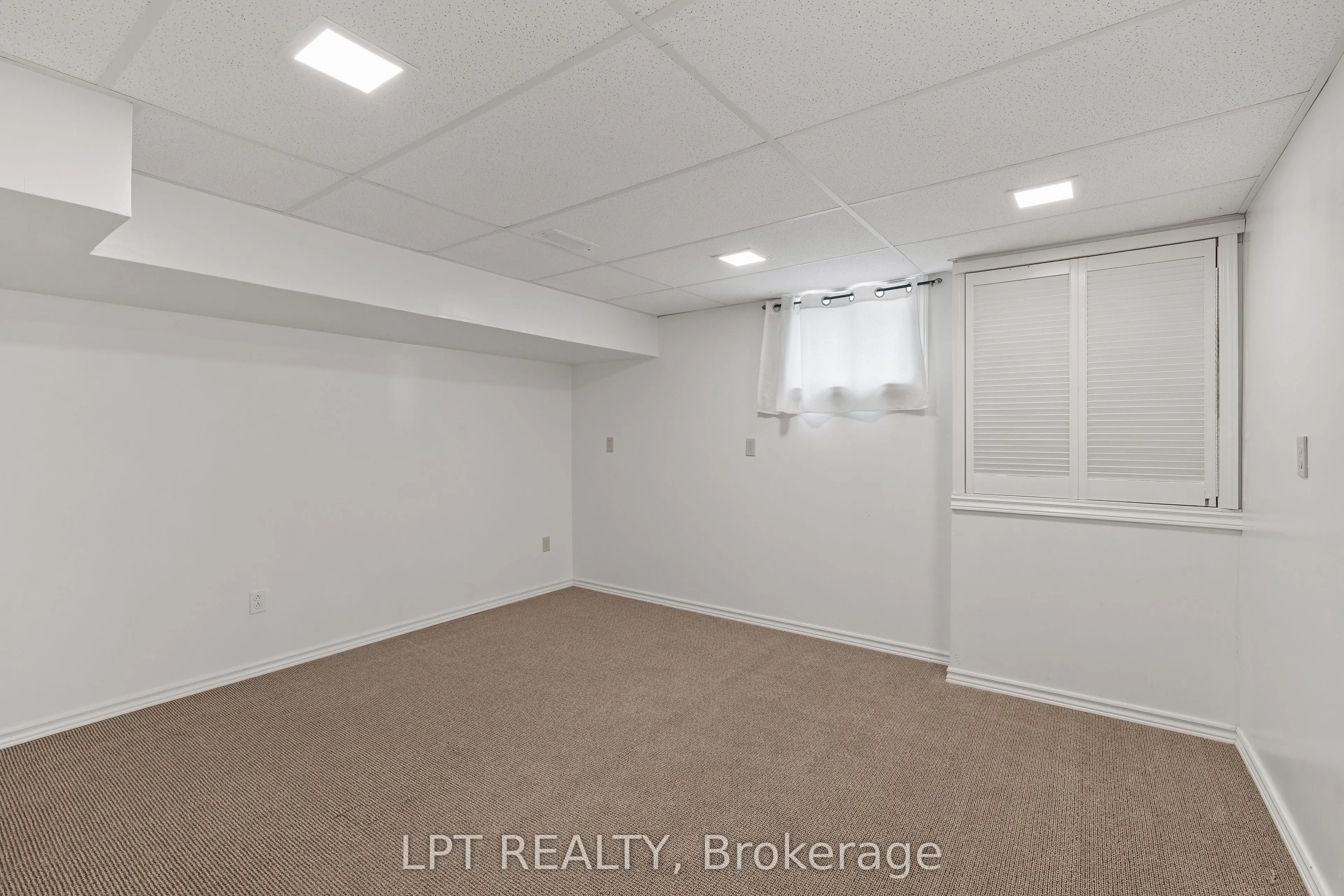 788 Meadowood Road
