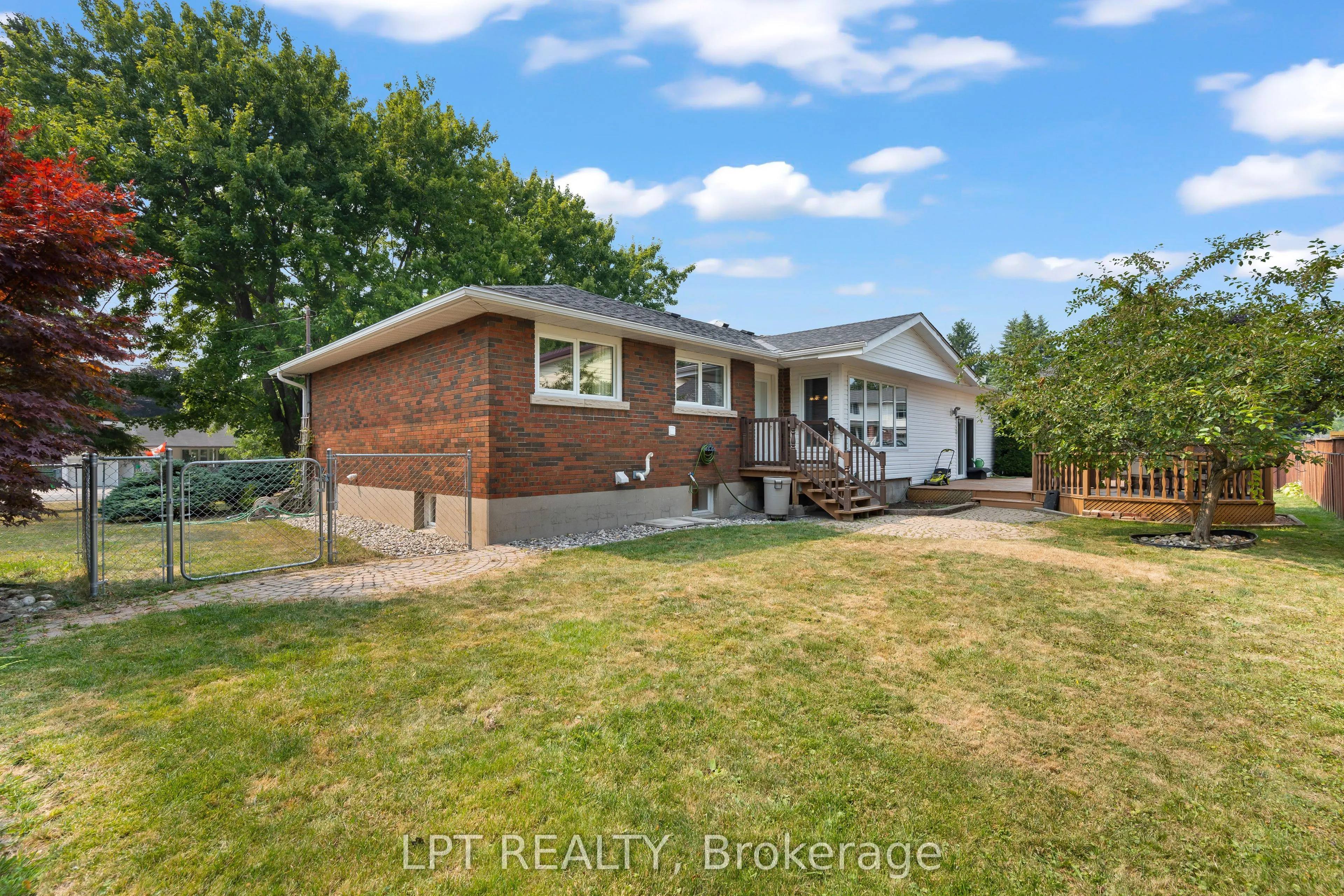788 Meadowood Road