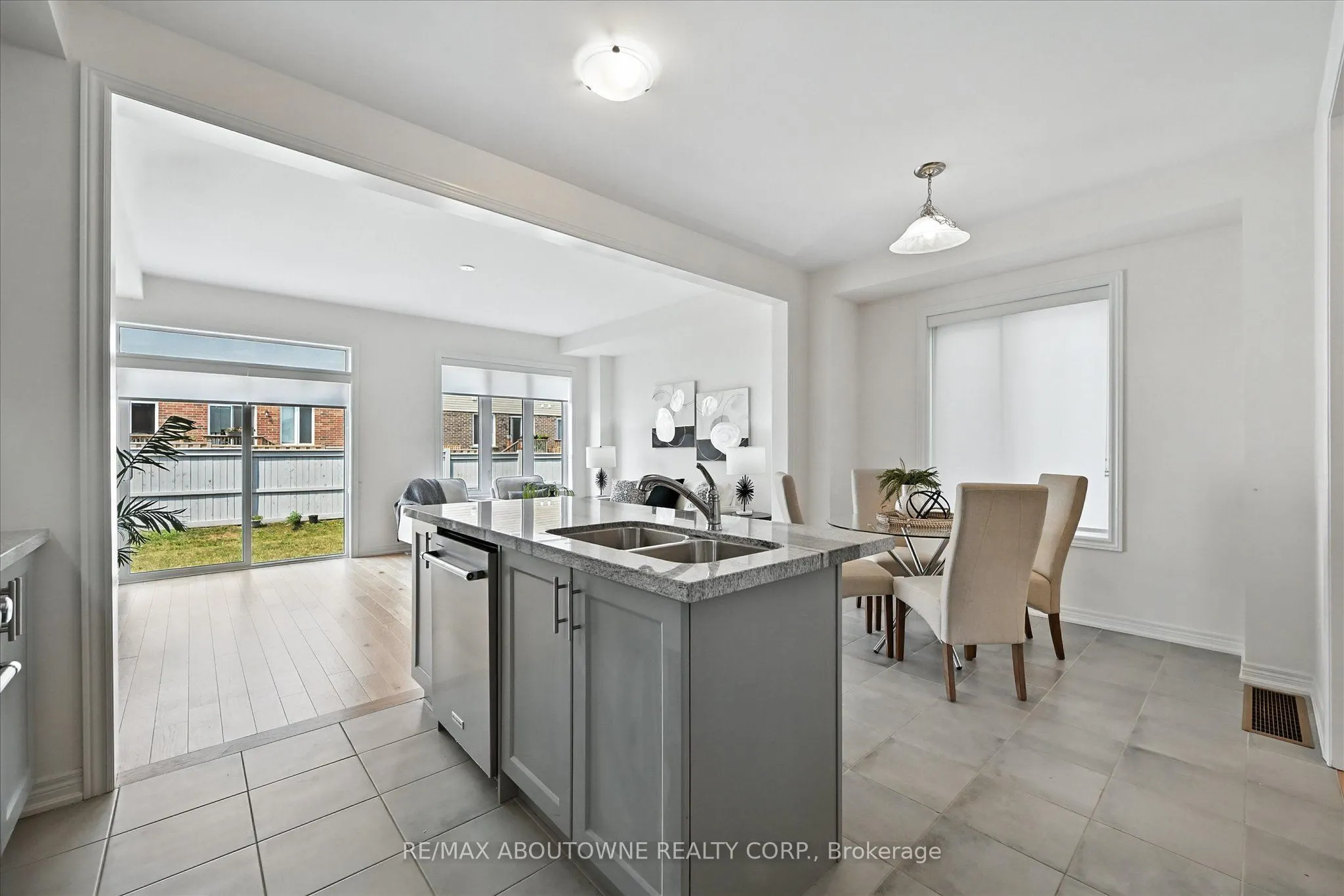 353 Raymond Road