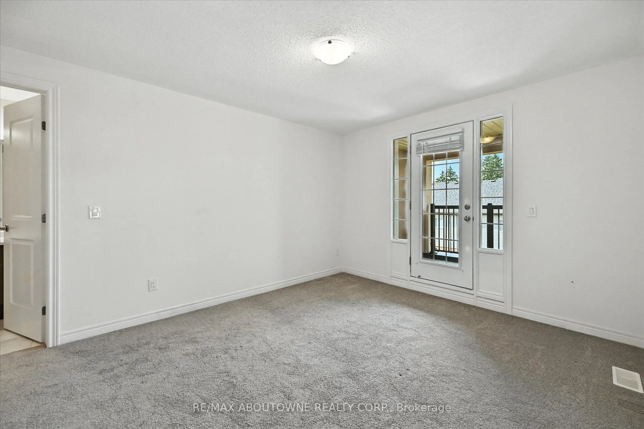 353 Raymond Road