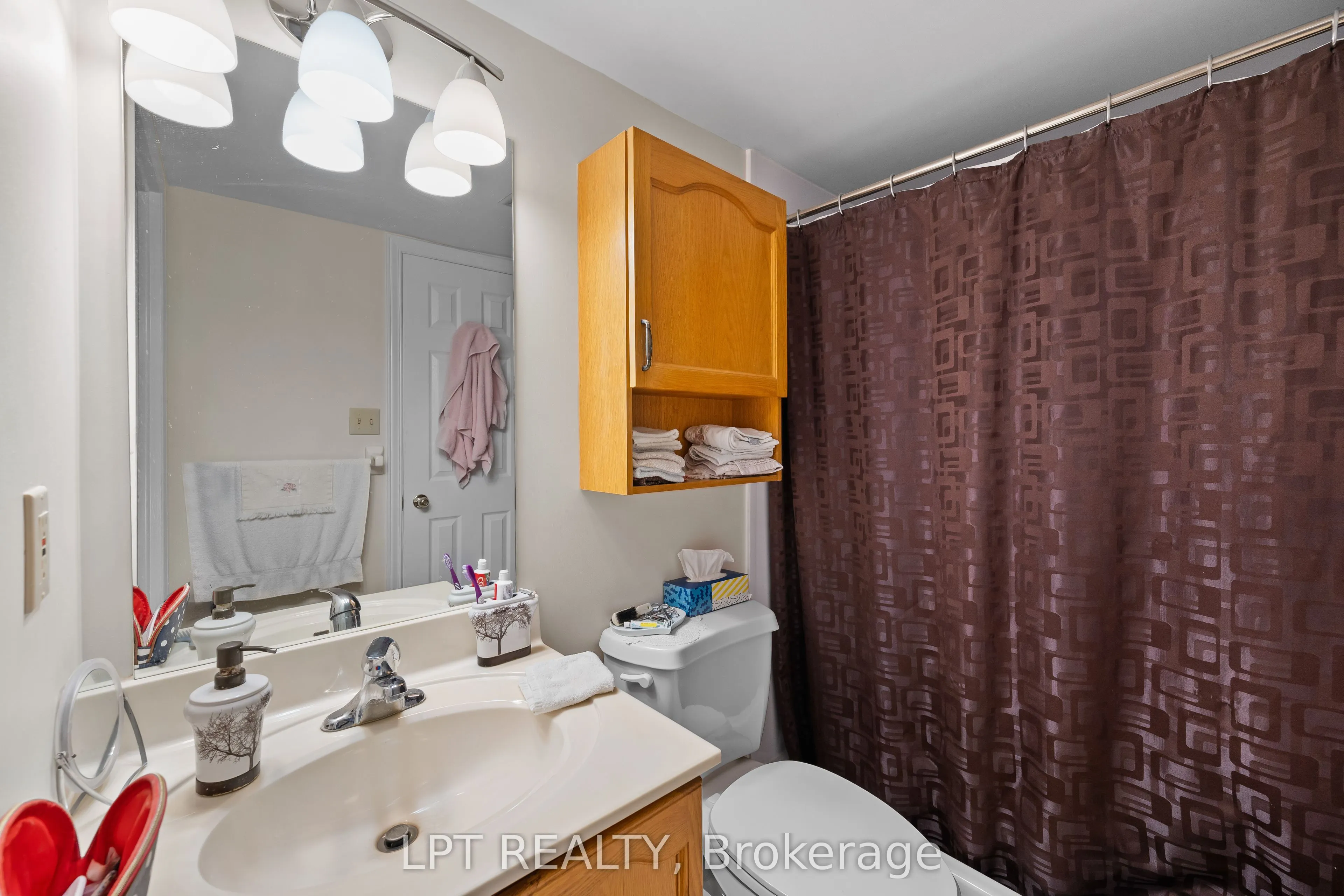 675 Davis Drive, #401
