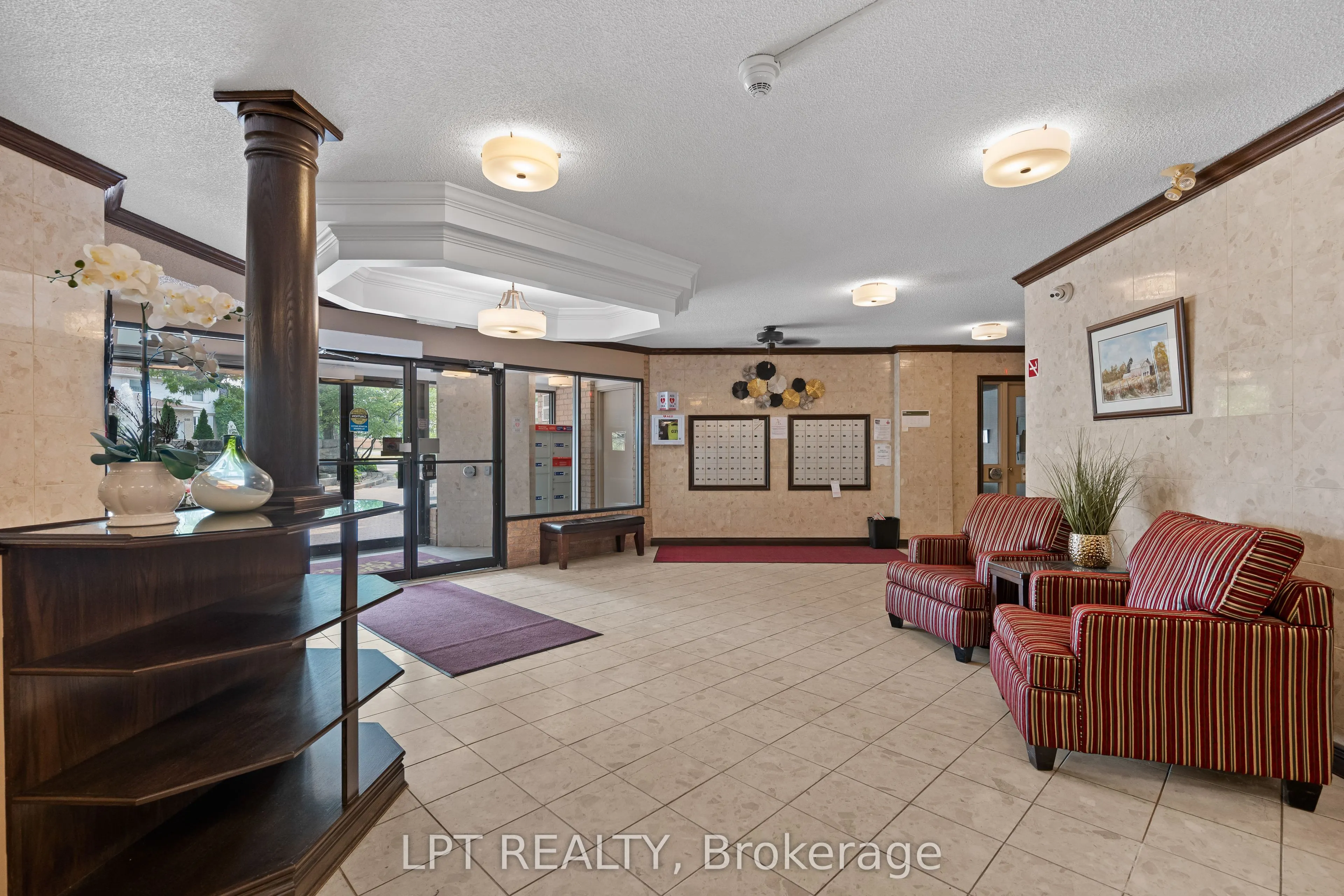 675 Davis Drive, #401