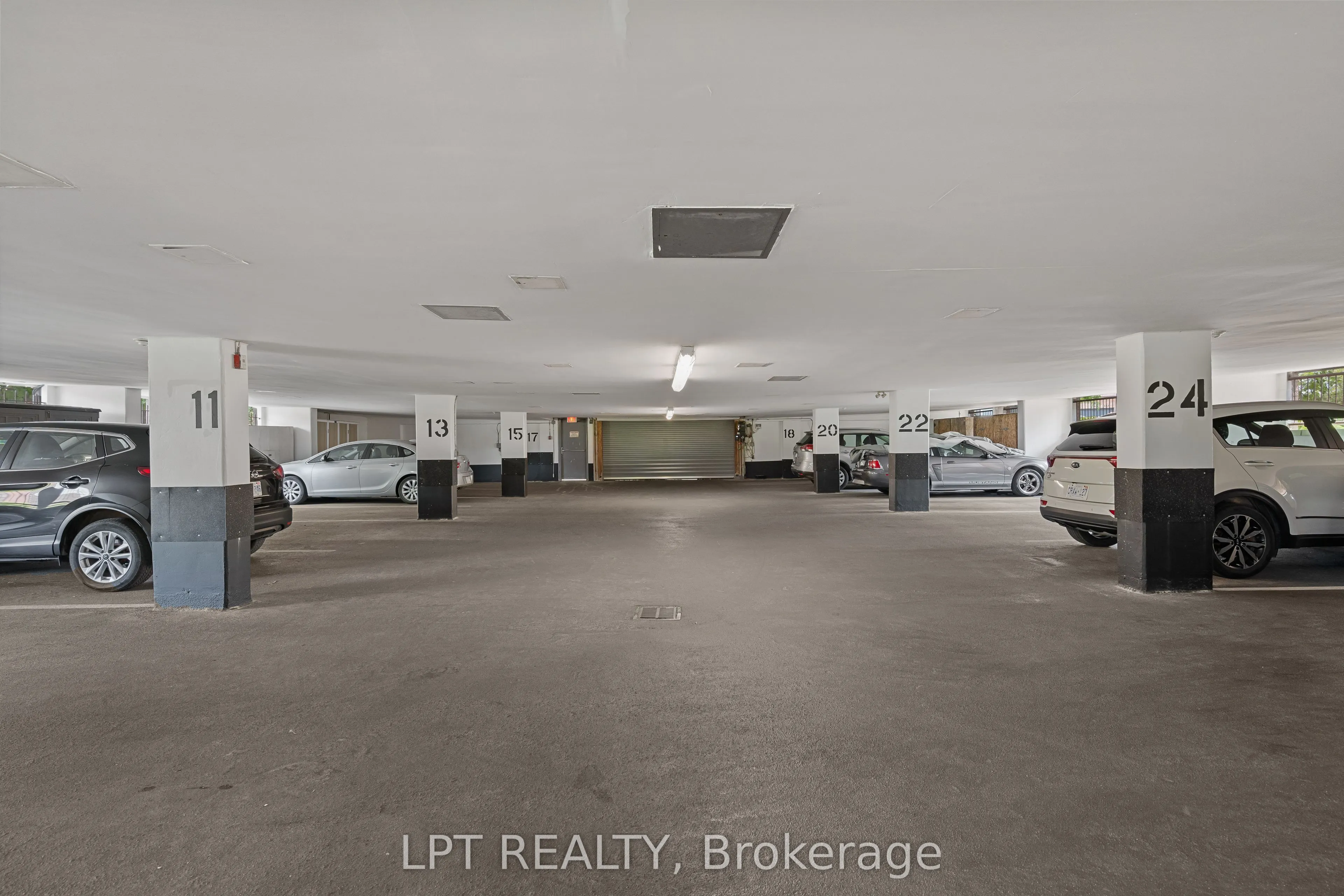 675 Davis Drive, #401