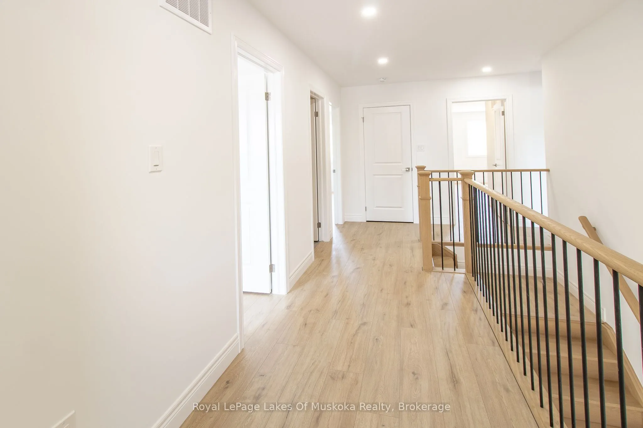 37 Whitehorn Park