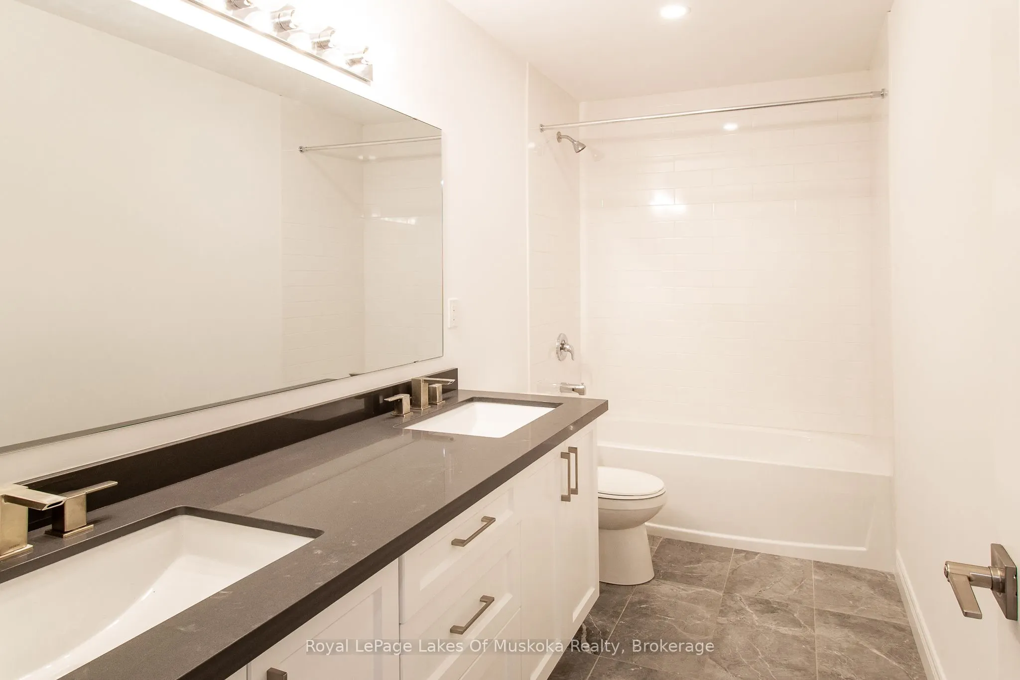 37 Whitehorn Park