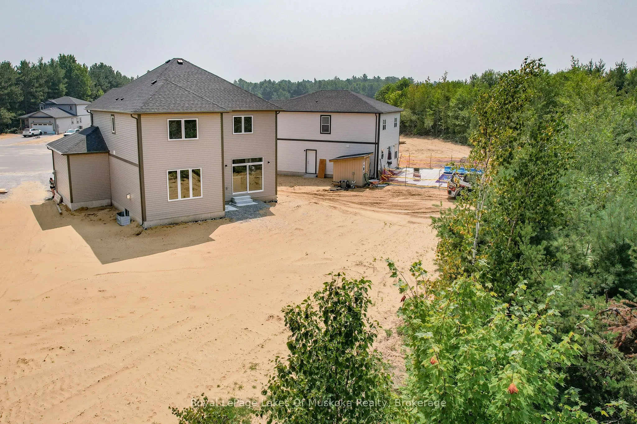 37 Whitehorn Park