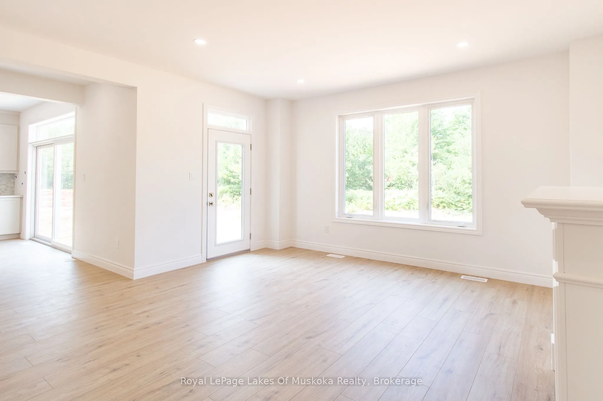 37 Whitehorn Park