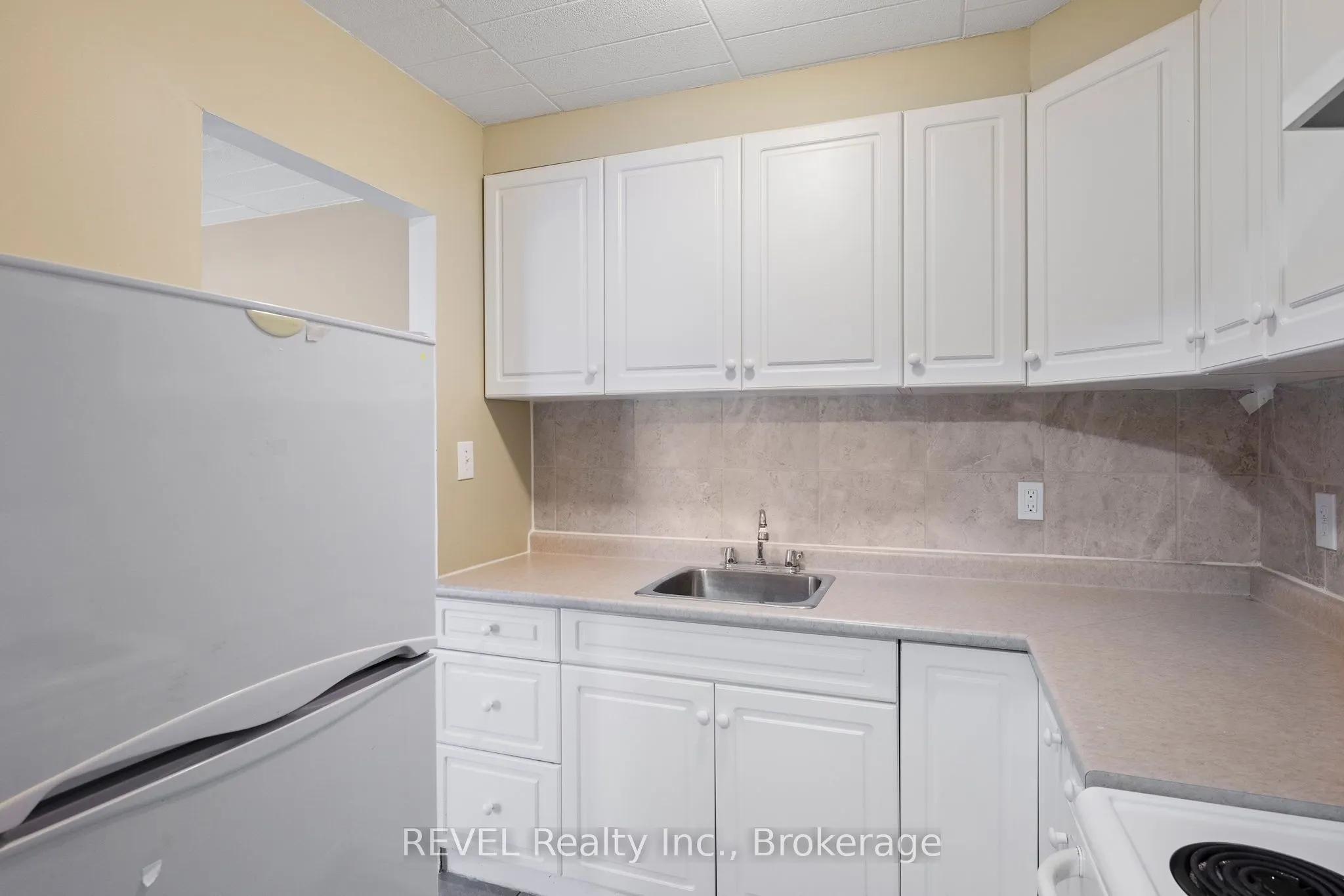 5964 Barker Street, #14