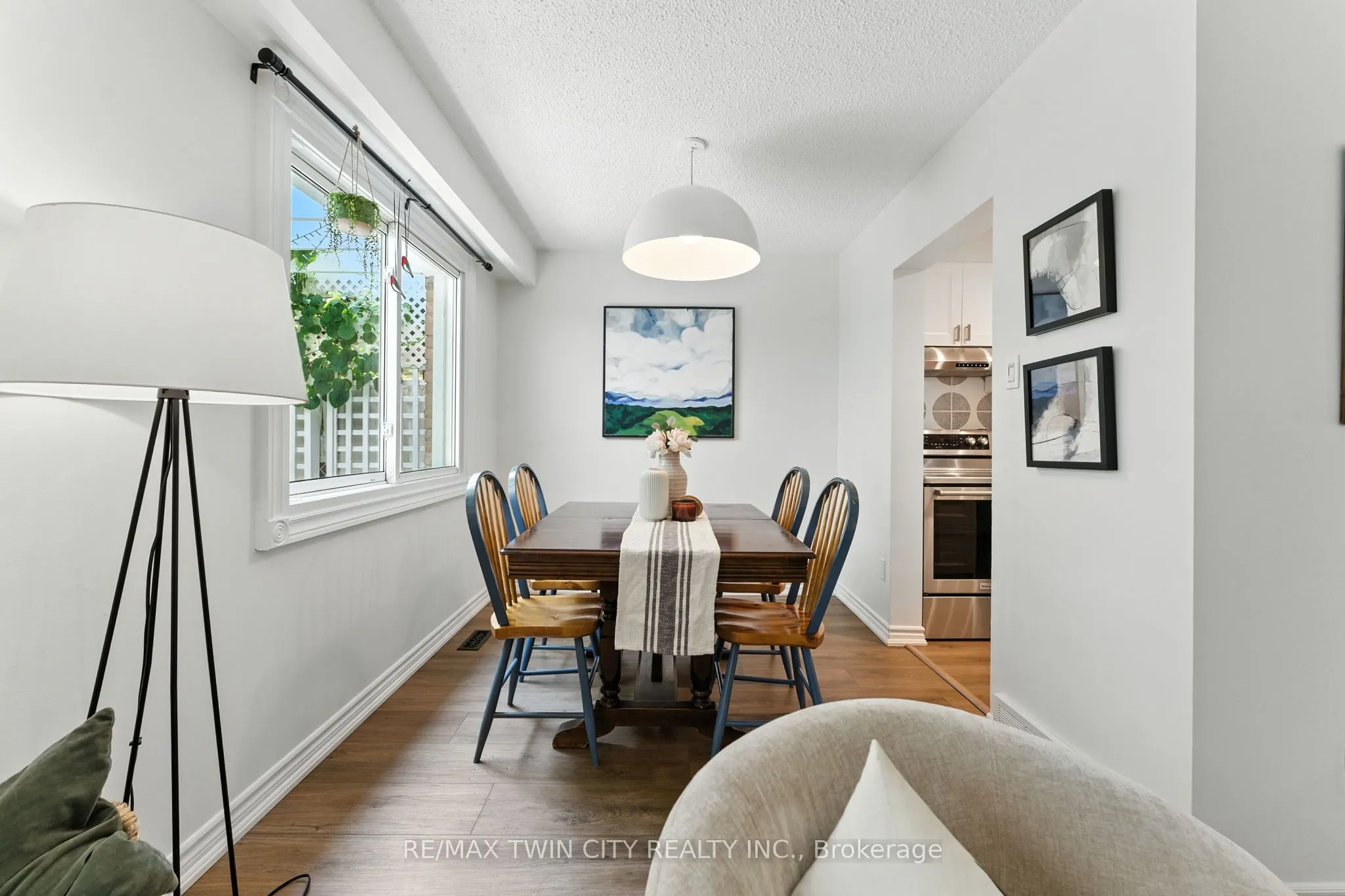 68 Westmount Mews