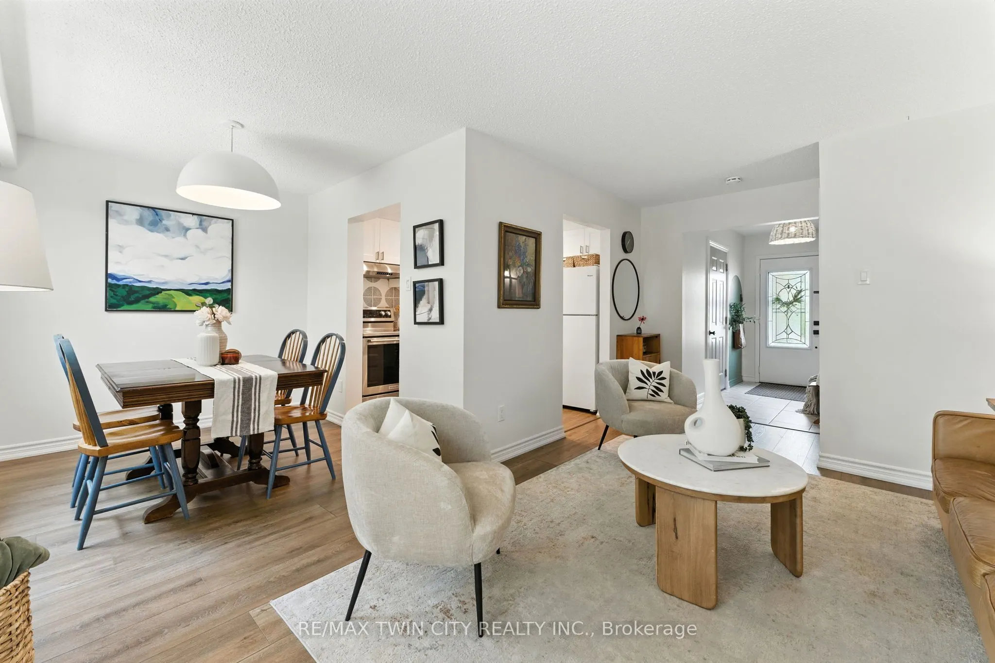 68 Westmount Mews