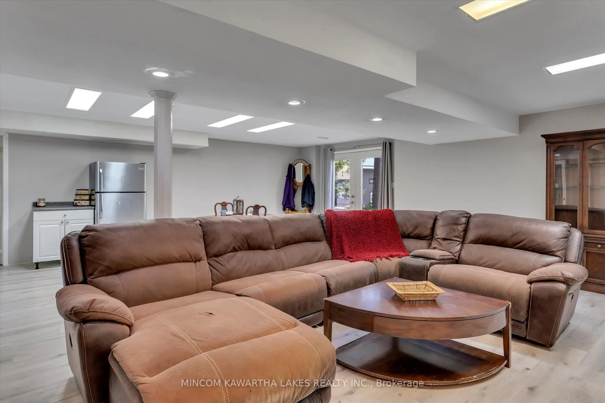 70 Sumcot Drive