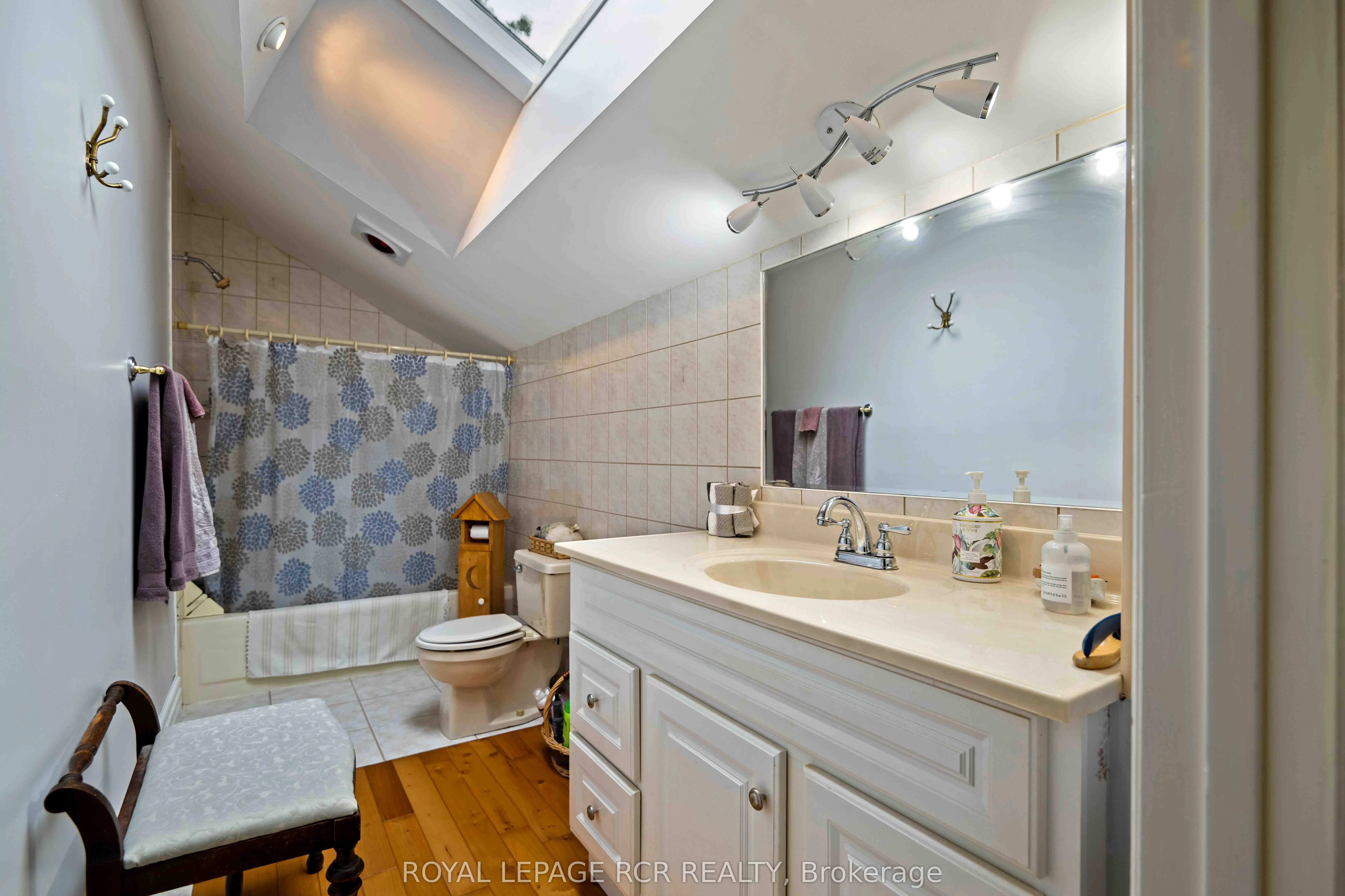 308392 Hockley Road