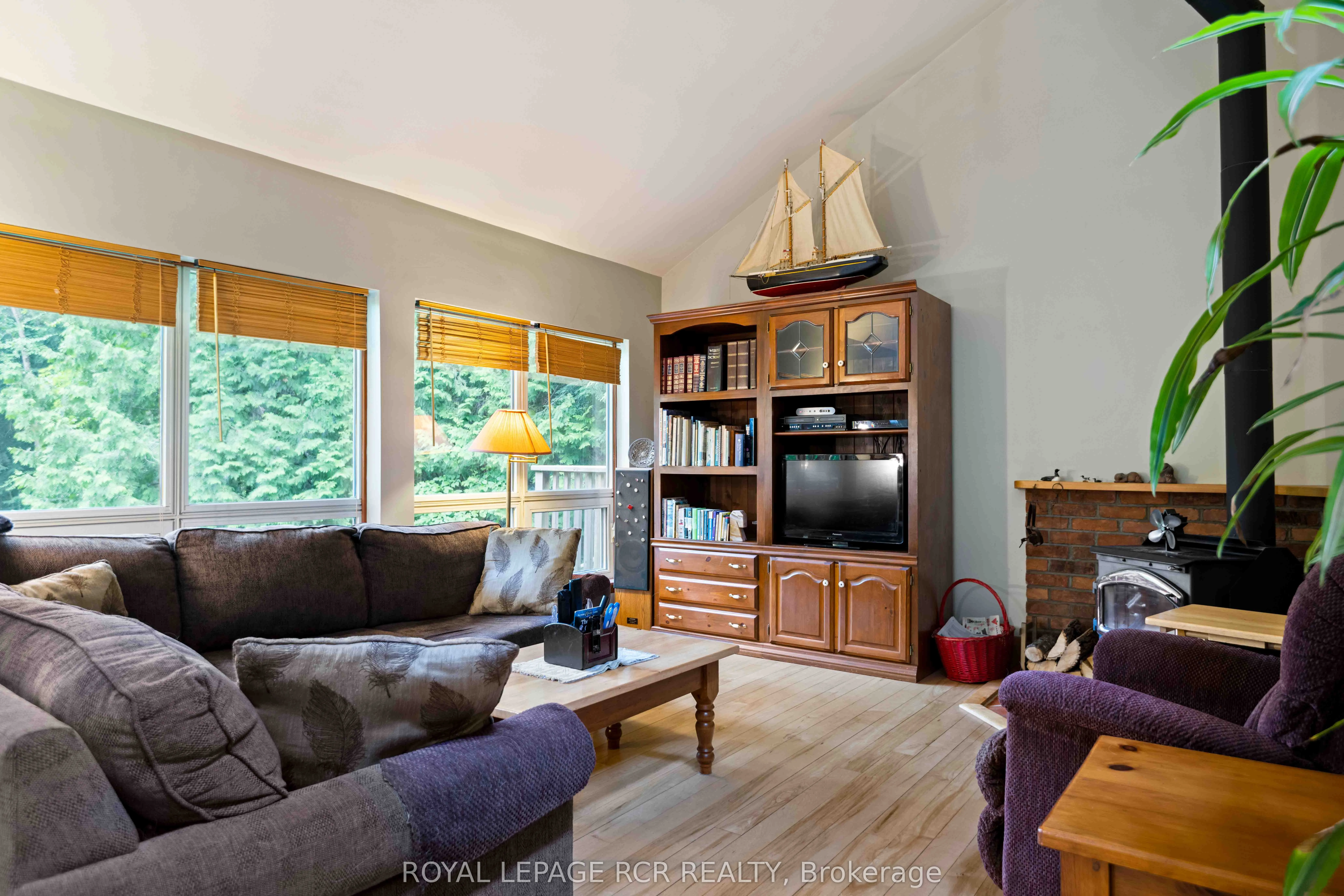 308392 Hockley Road