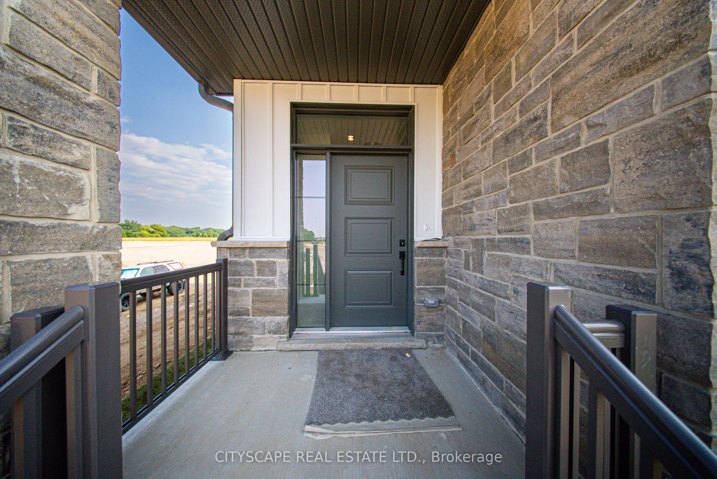 39 Rivergreen Crescent
