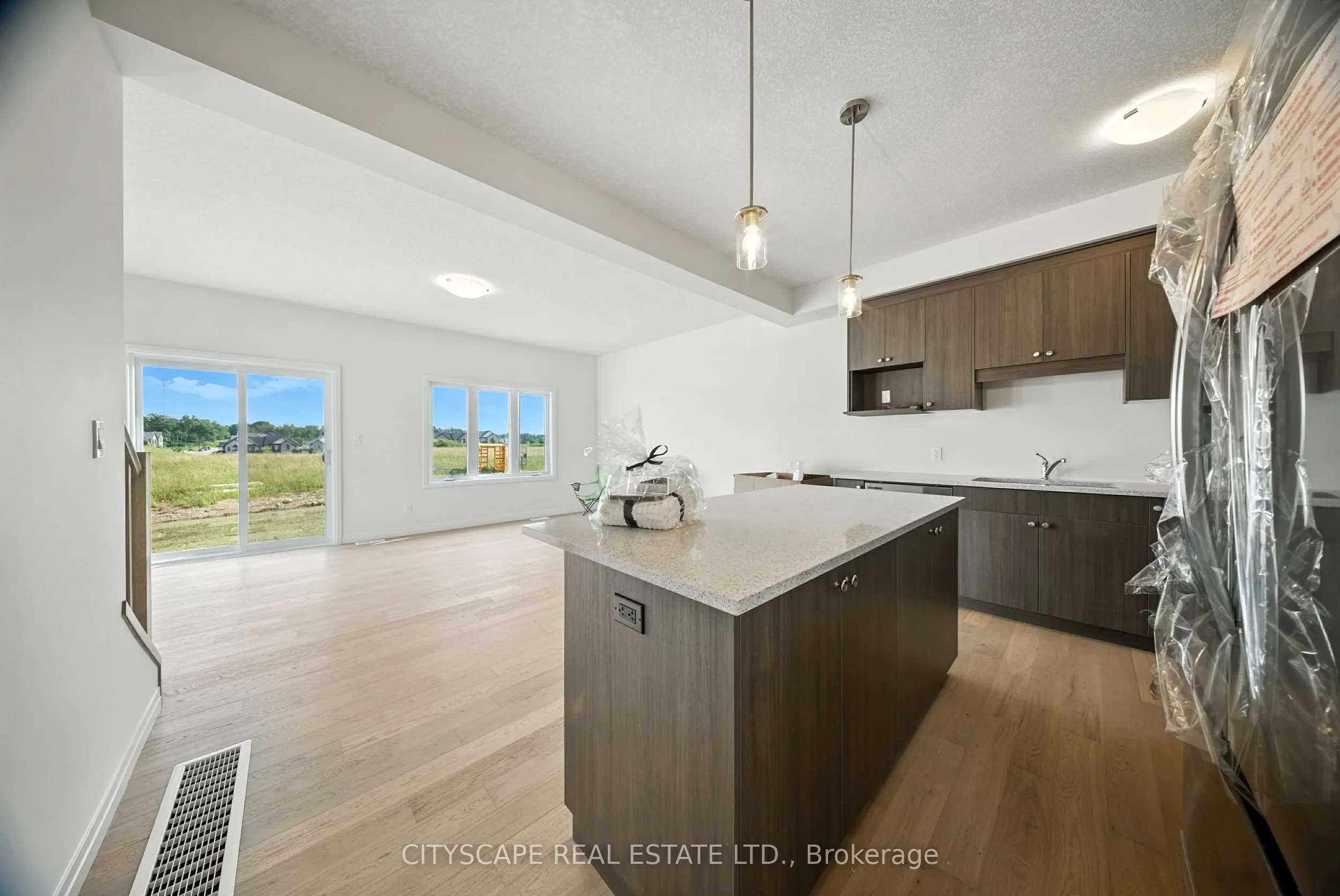 39 Rivergreen Crescent