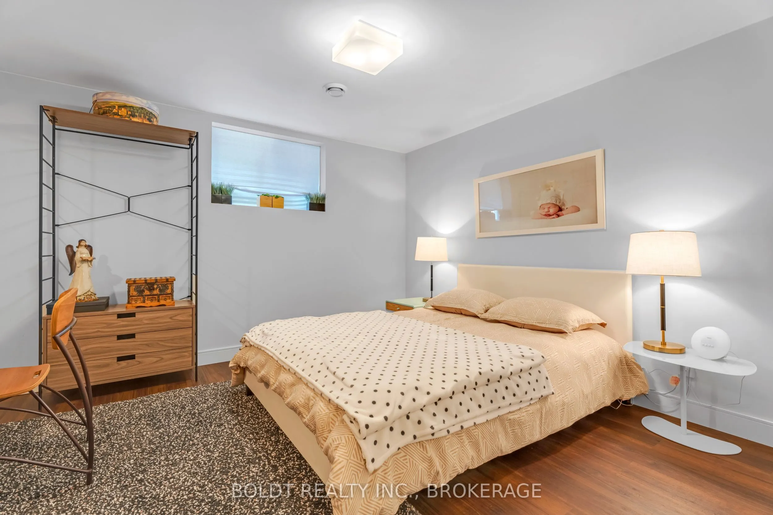 75 PARKSIDE Drive