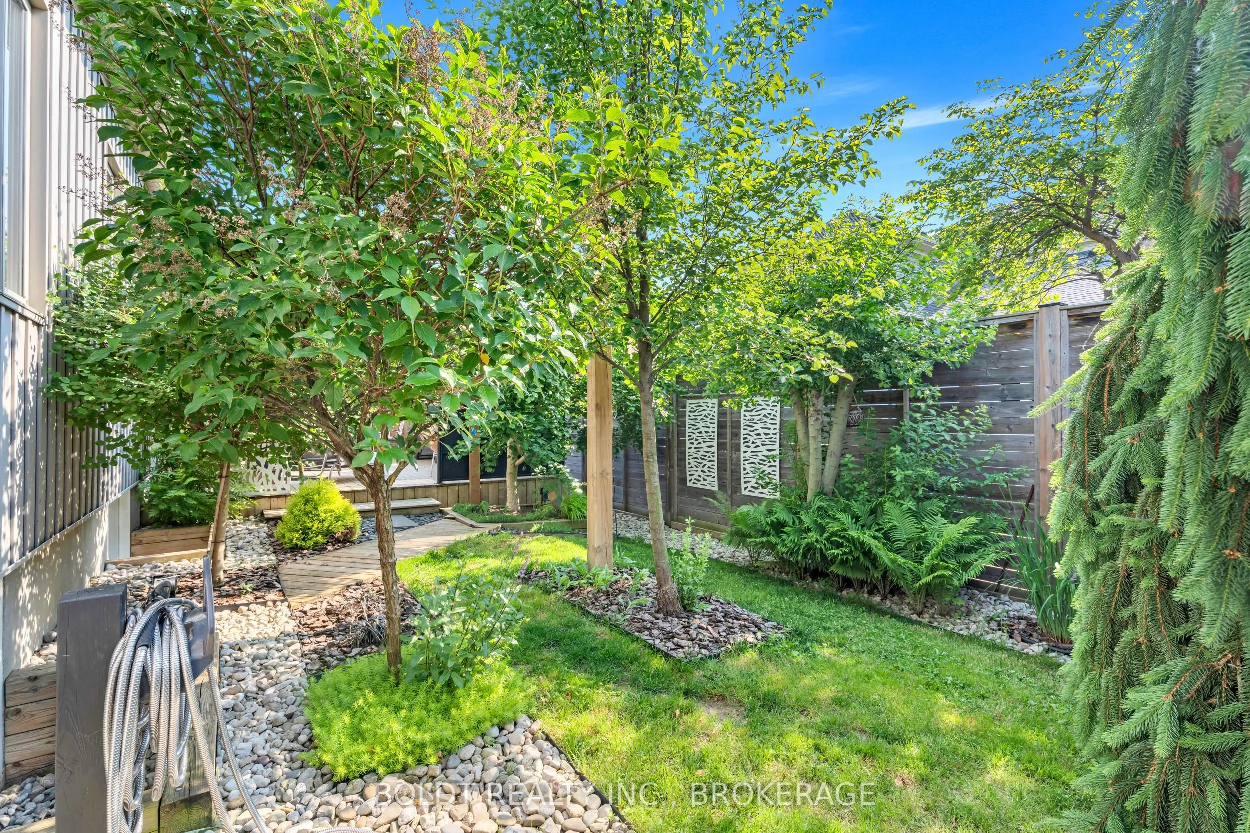 75 PARKSIDE Drive