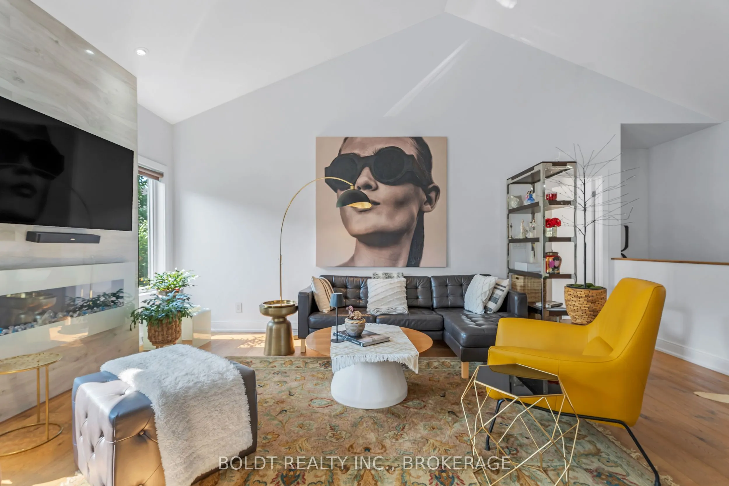 75 PARKSIDE Drive