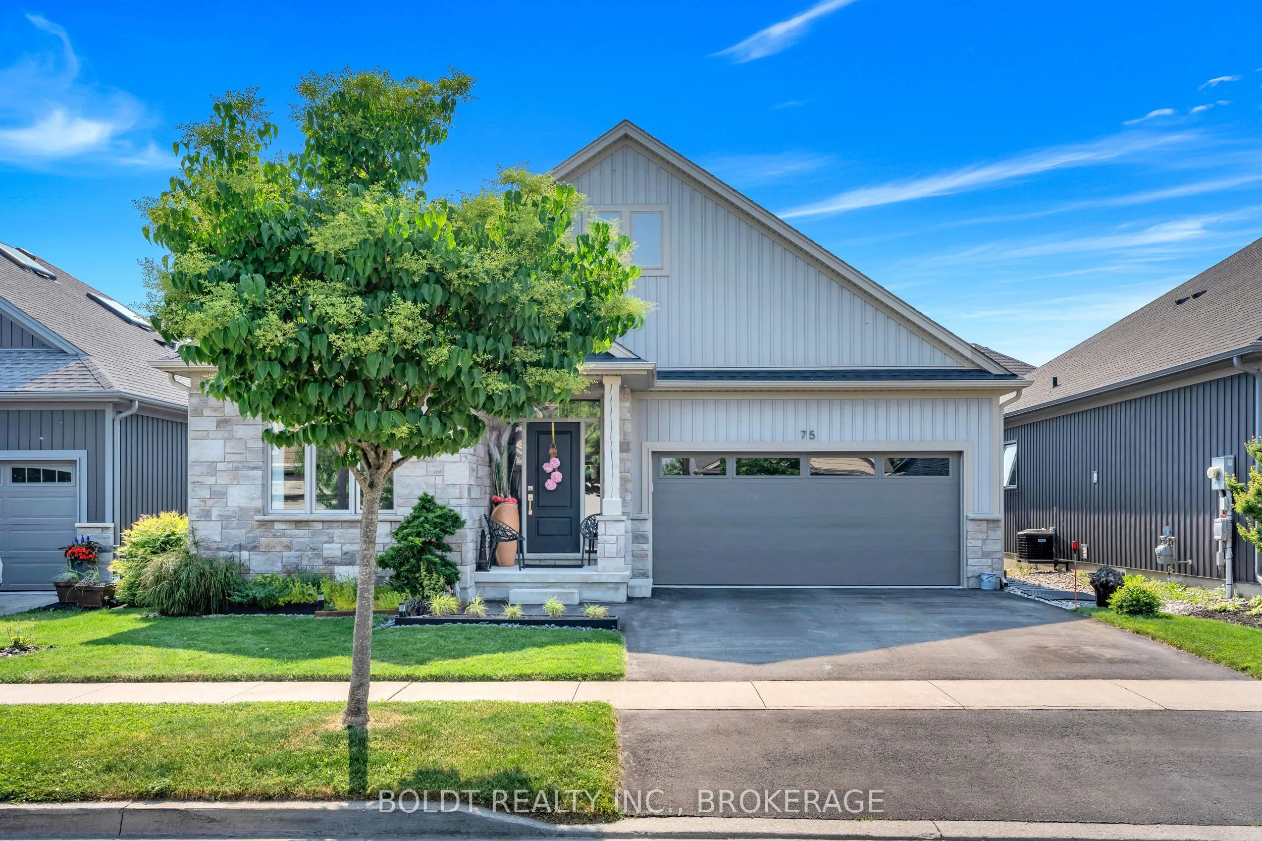 75 PARKSIDE Drive
