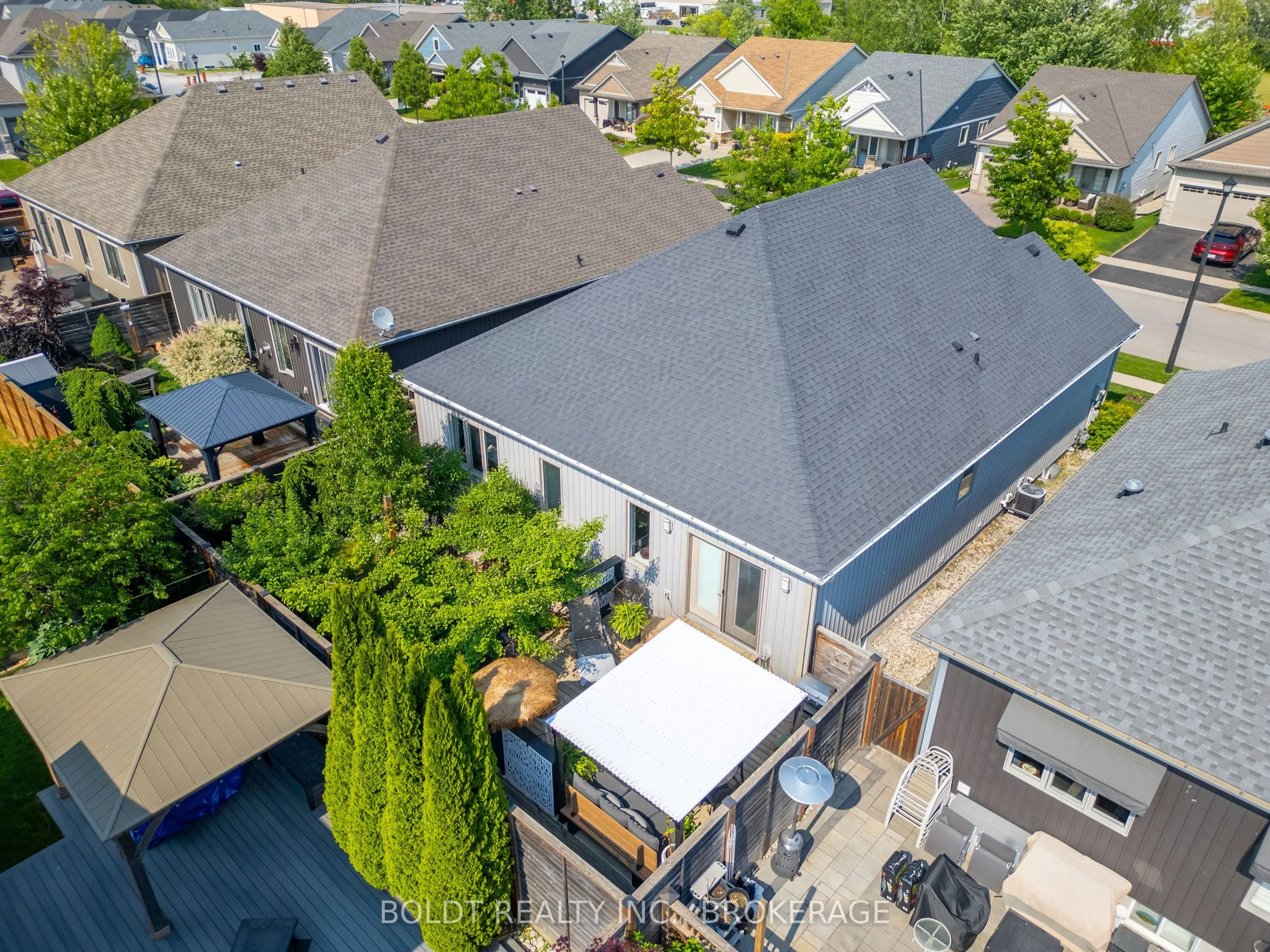 75 PARKSIDE Drive