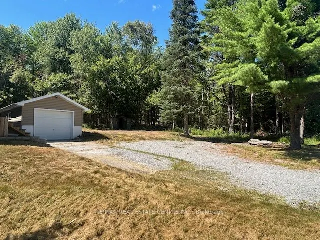 4885 Monck Road