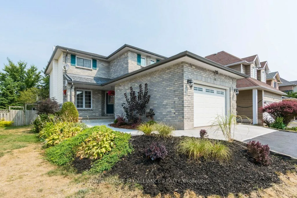 14 Sherwood Crescent
