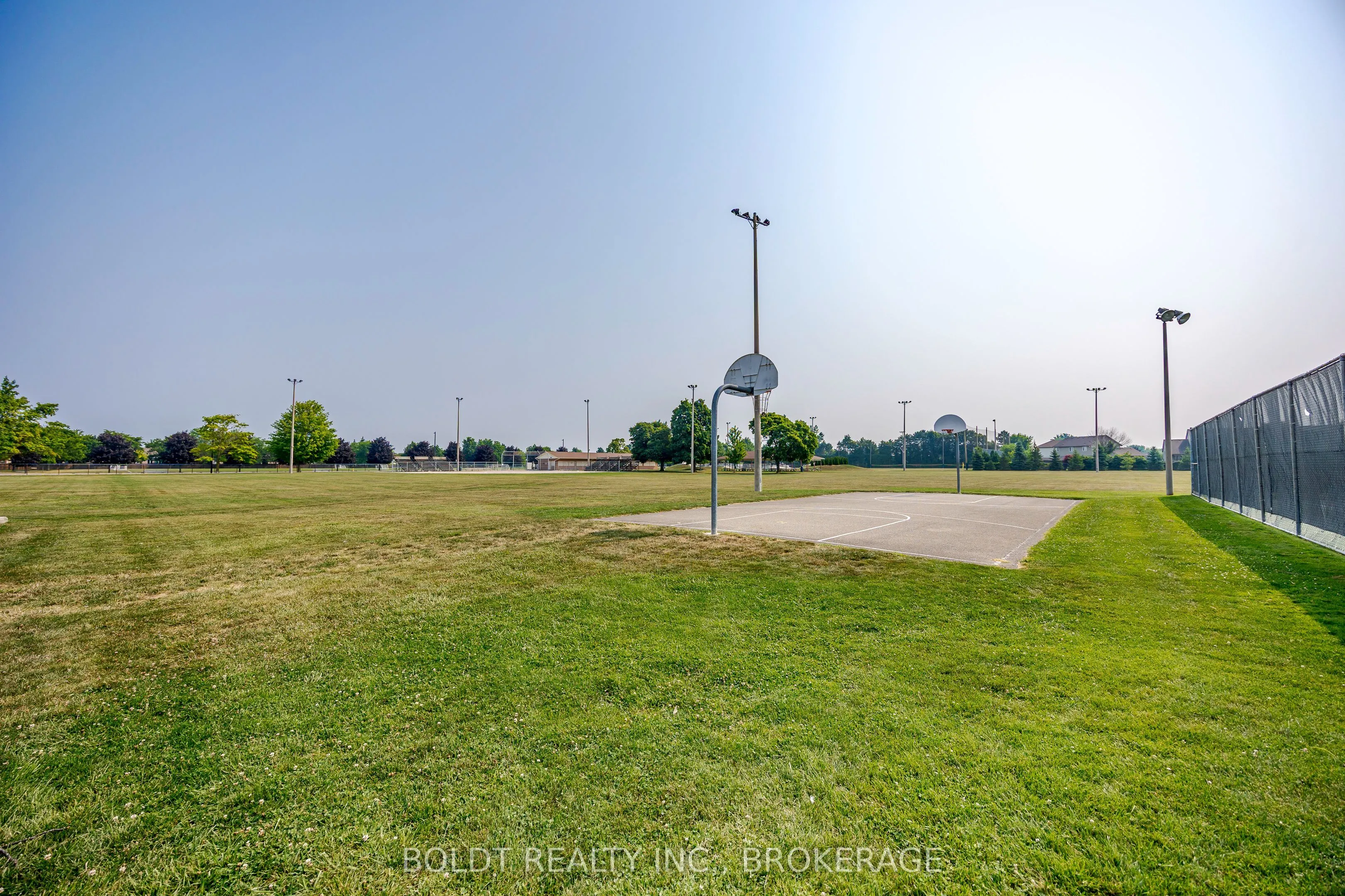 678 LINE 2 Road, #201
