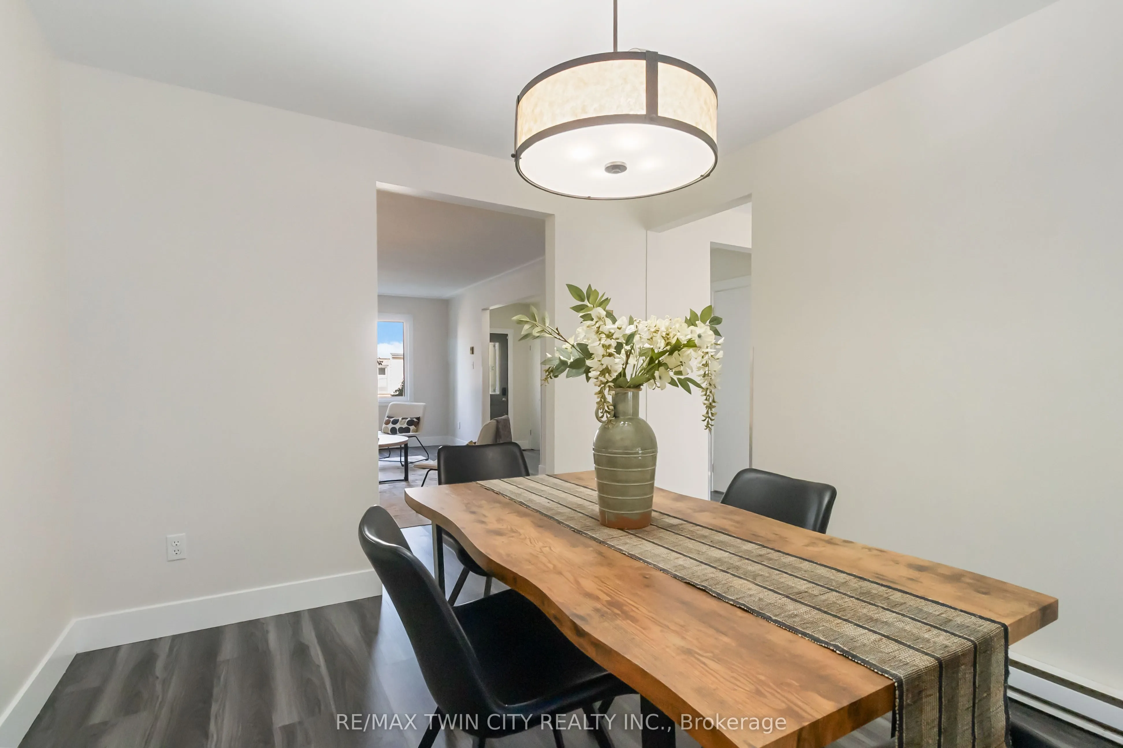 52 Debby Crescent