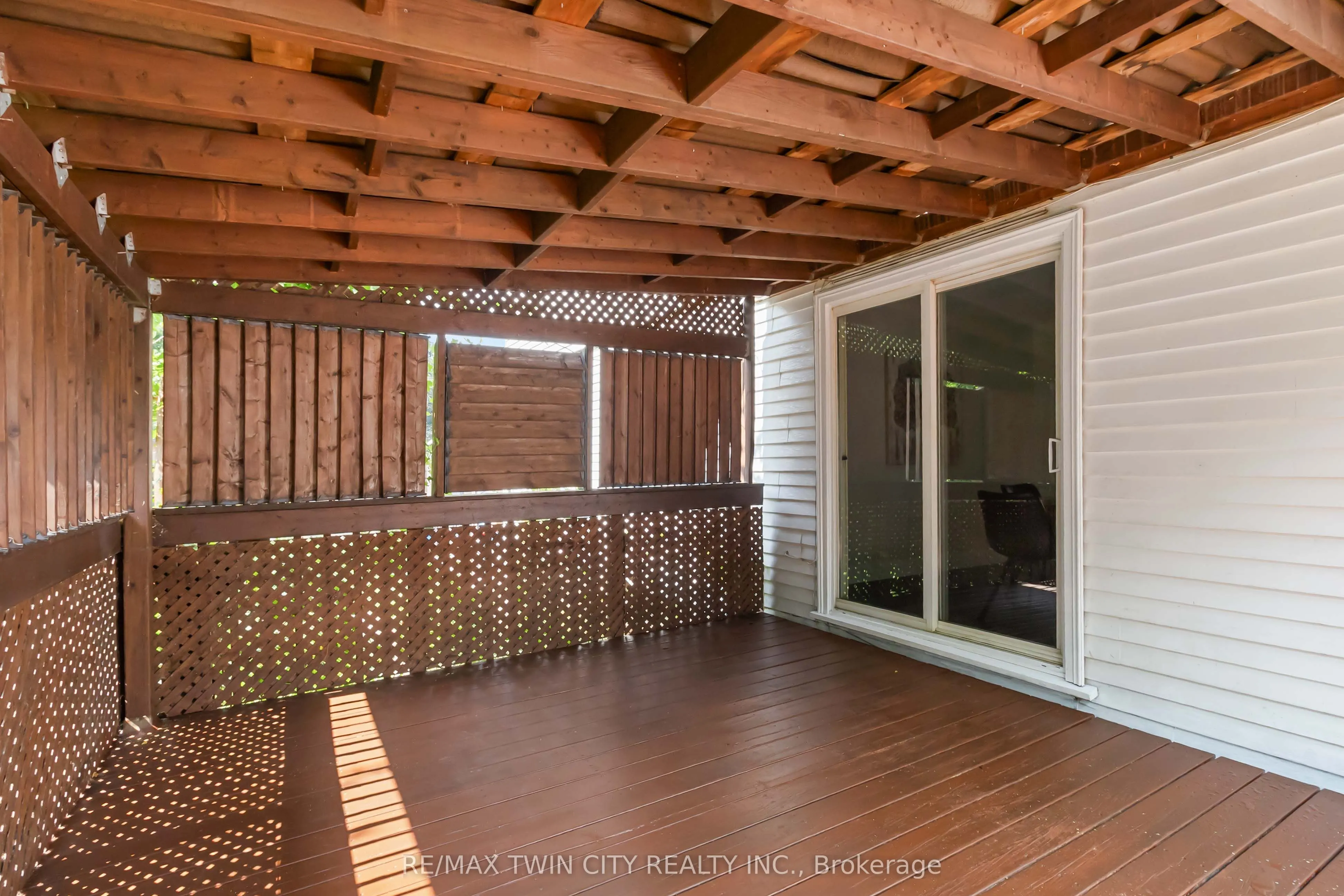 52 Debby Crescent