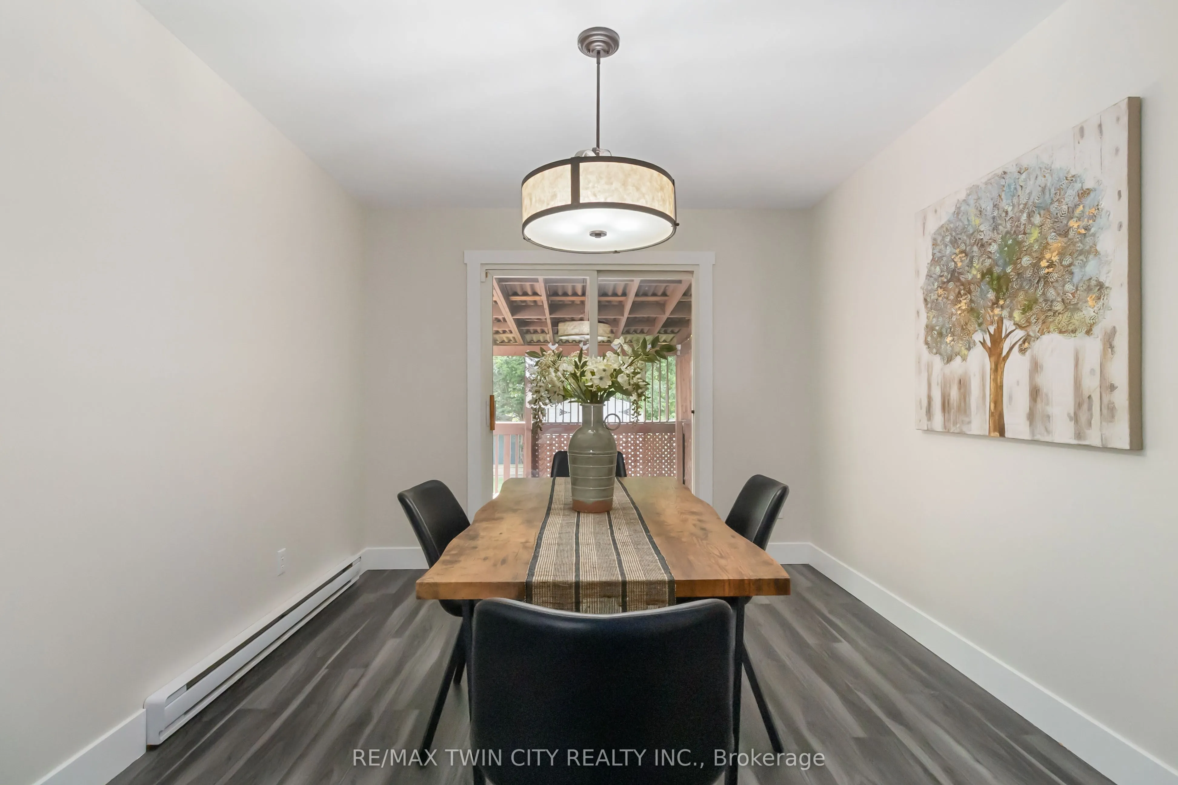 52 Debby Crescent