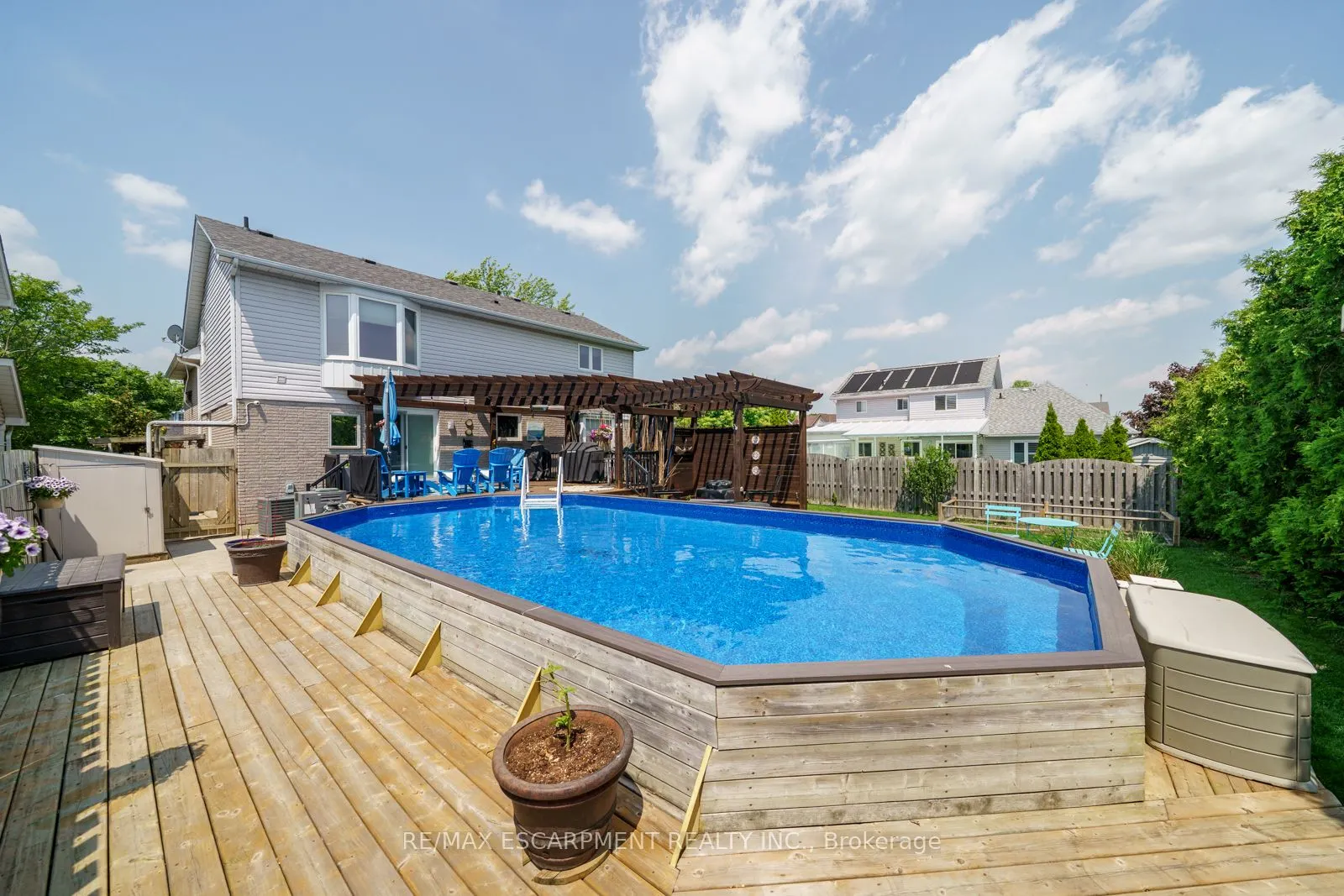 3 Clansman Crescent