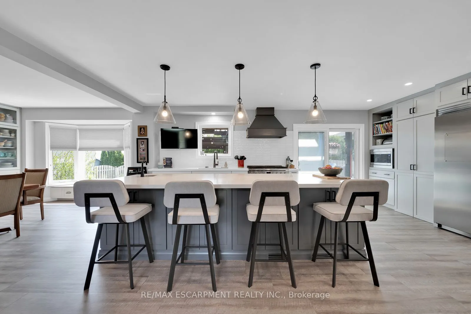 3 Clansman Crescent