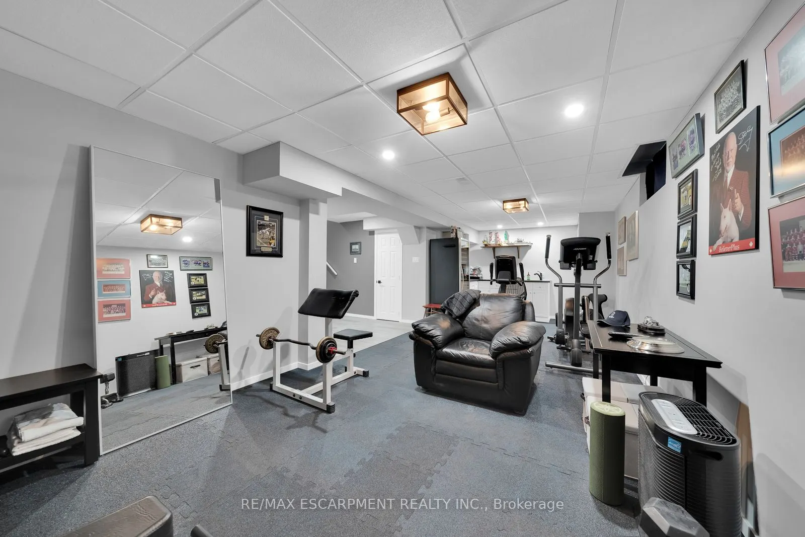 3 Clansman Crescent