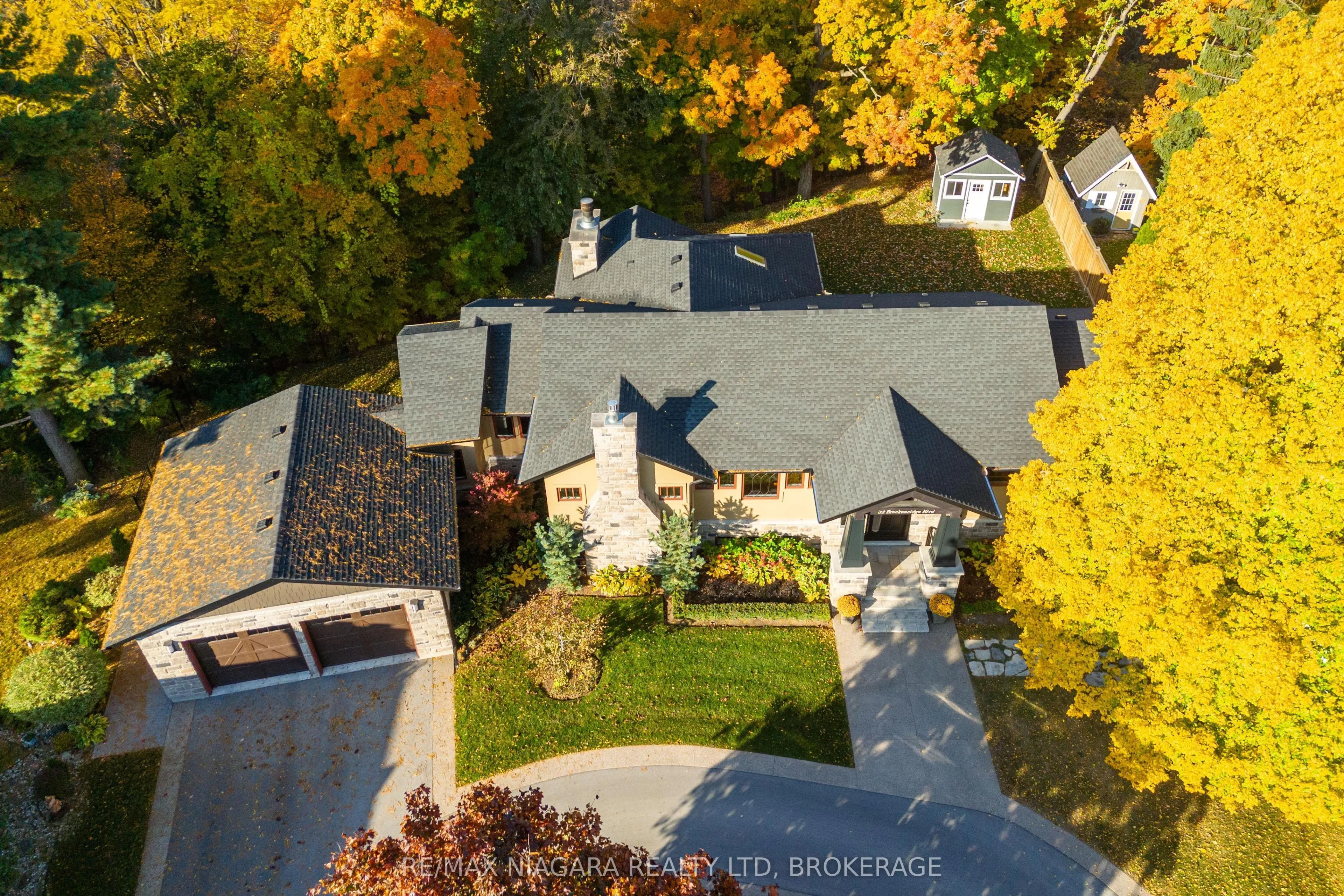 32 Breckenridge Boulevard