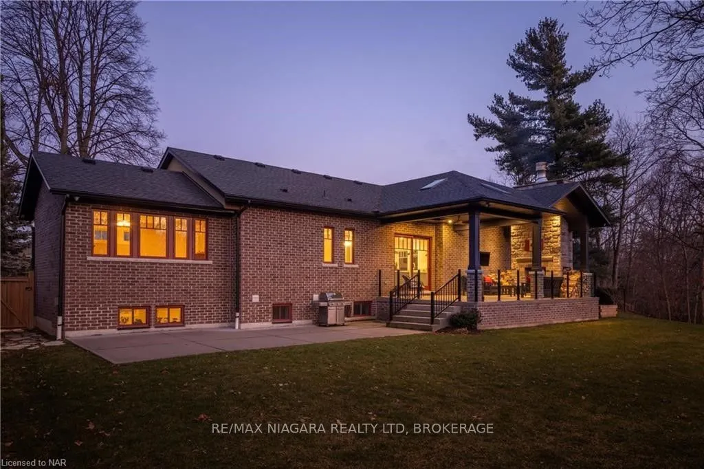 32 Breckenridge Boulevard