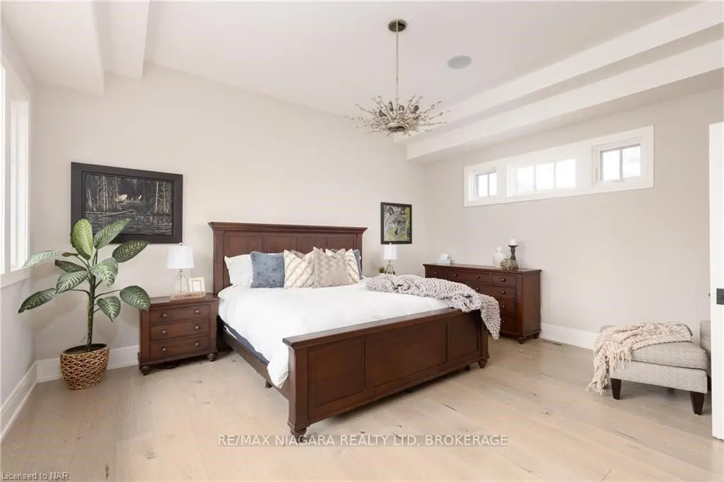 32 Breckenridge Boulevard