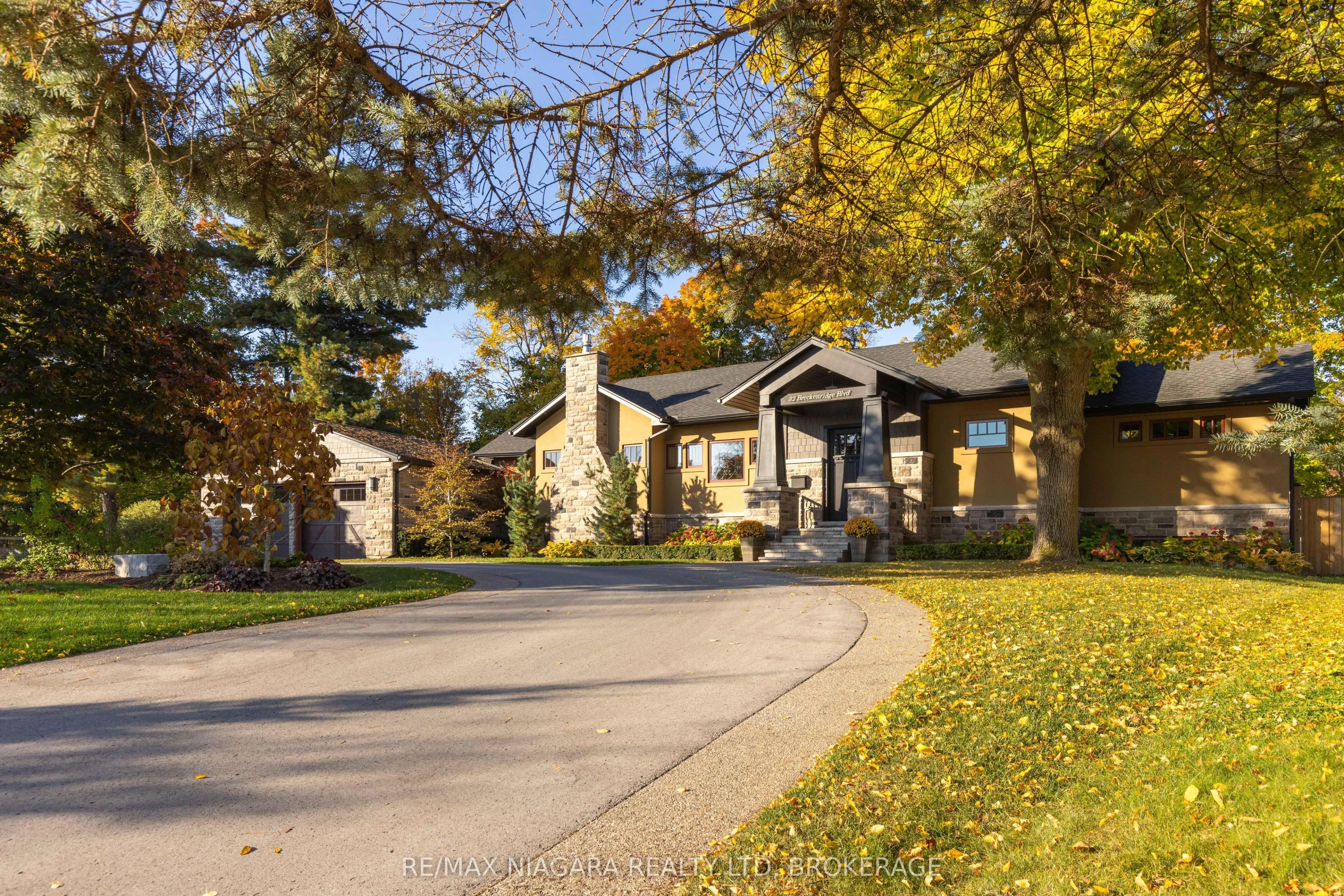 32 Breckenridge Boulevard