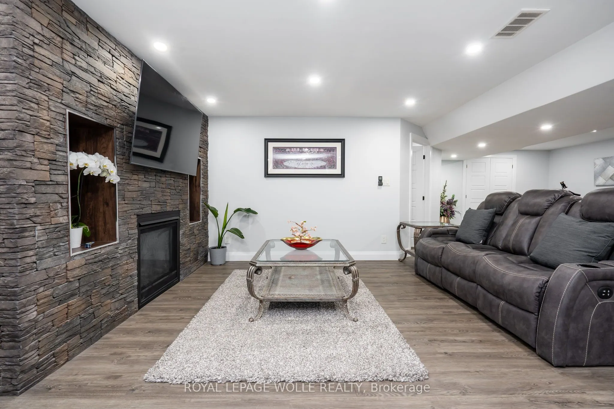 920 River Ridge Court