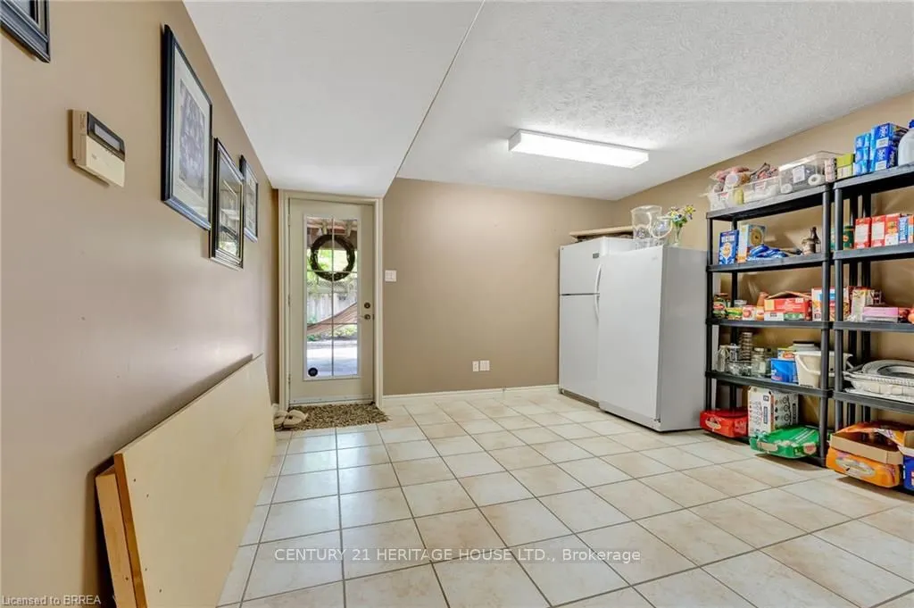4 Macdonald Crescent