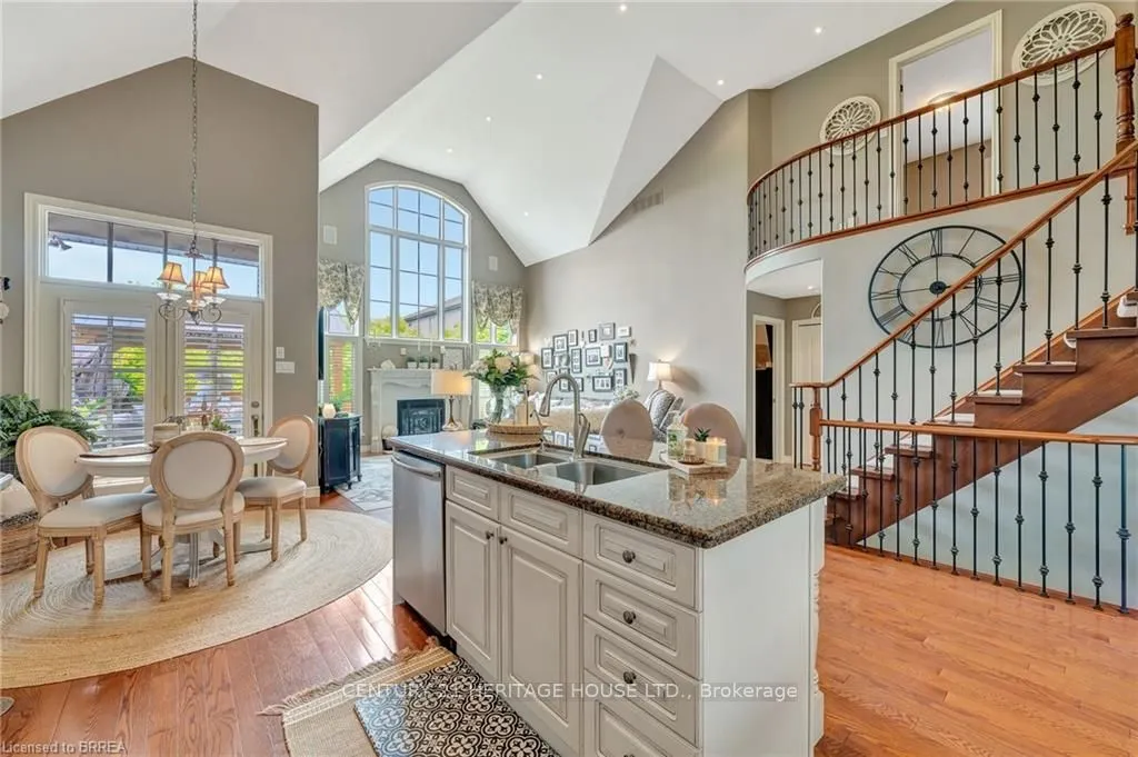 4 Macdonald Crescent