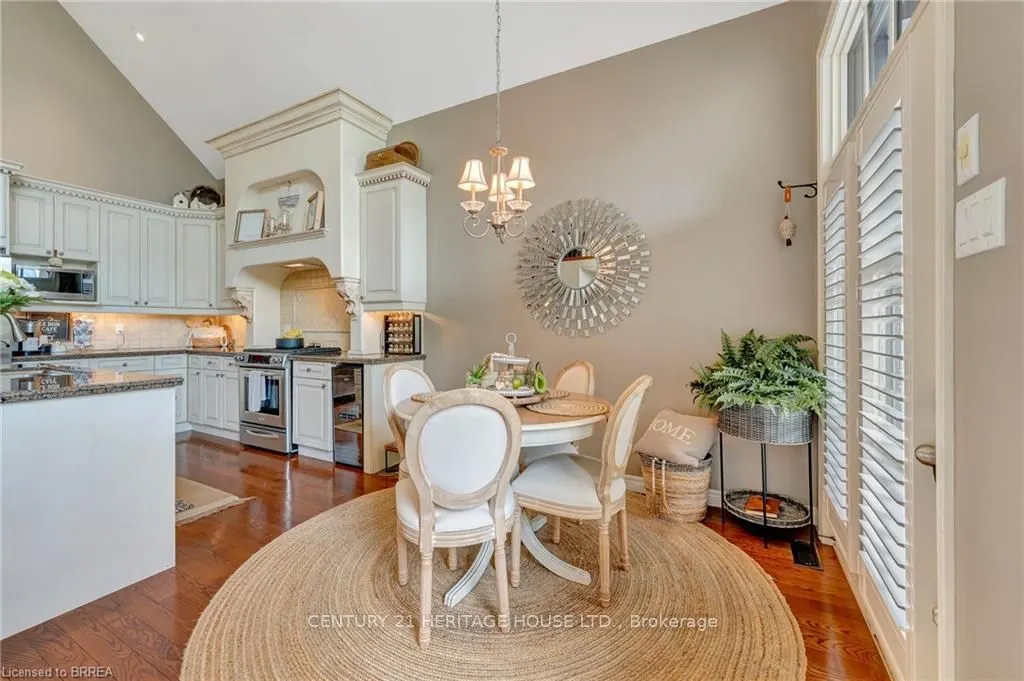 4 Macdonald Crescent