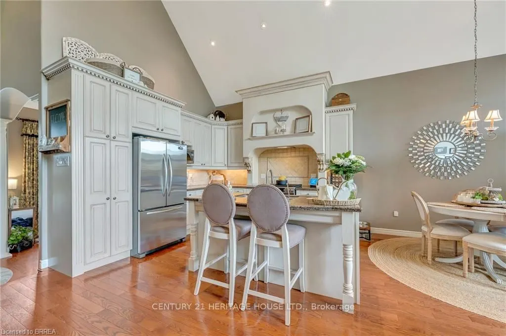 4 Macdonald Crescent